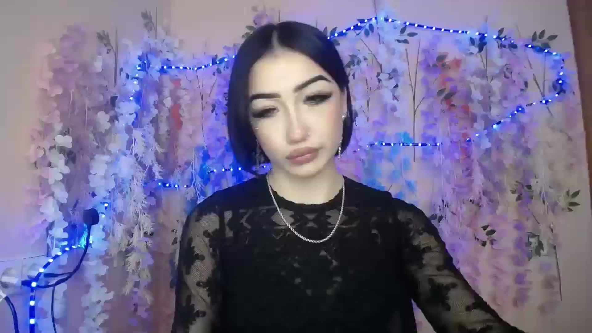 Gallery image thumbnail from Young_Evil's myfreecams stream on, 01/03/2026, 12:17 image 1 of 20