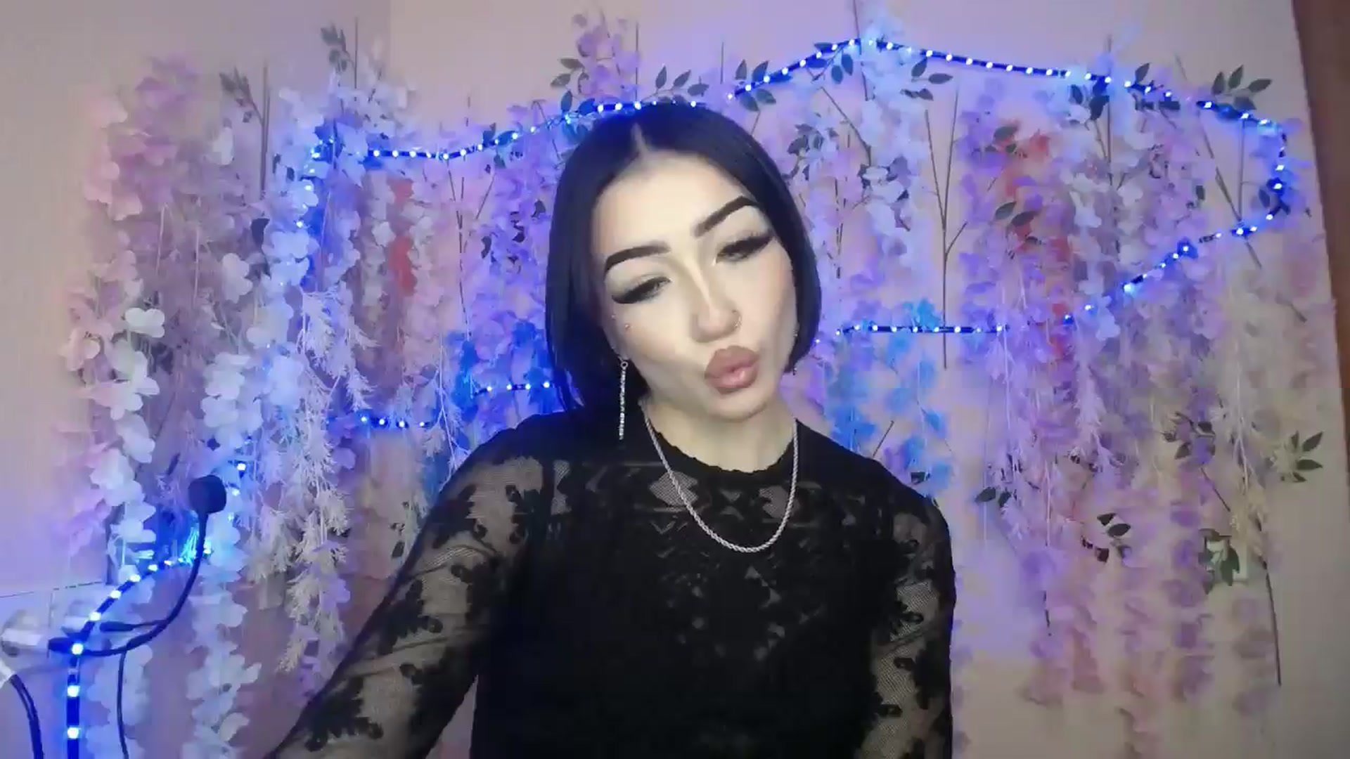 Gallery image thumbnail from Young_Evil's myfreecams stream on, 01/03/2026, 12:17 image 4 of 20