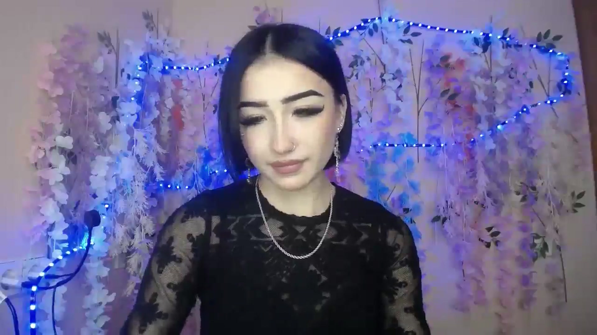 Gallery image thumbnail from Young_Evil's myfreecams stream on, 01/03/2026, 12:17 image 17 of 20