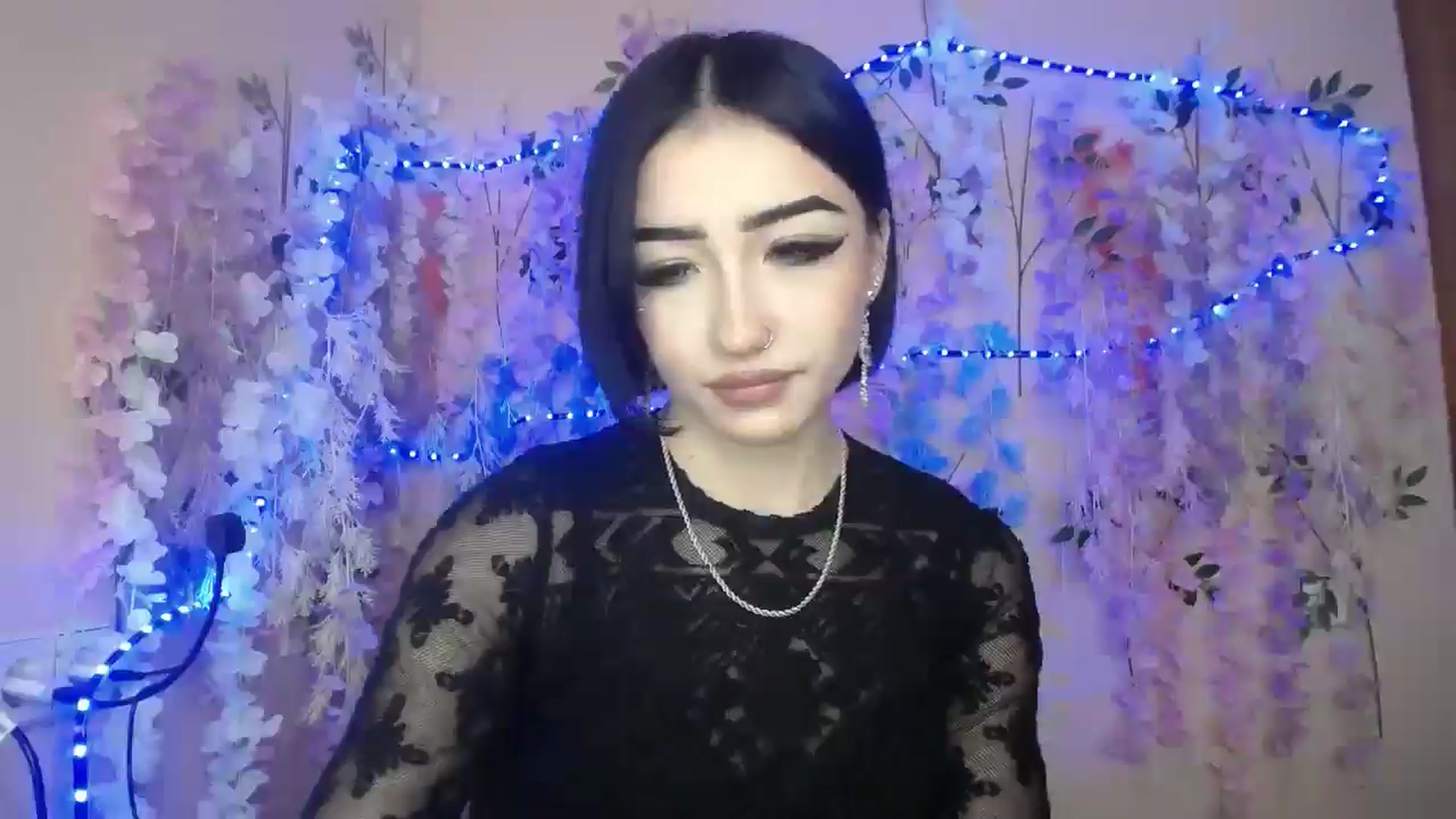 Gallery image thumbnail from Young_Evil's myfreecams stream on, 01/03/2026, 12:30 image 2 of 20