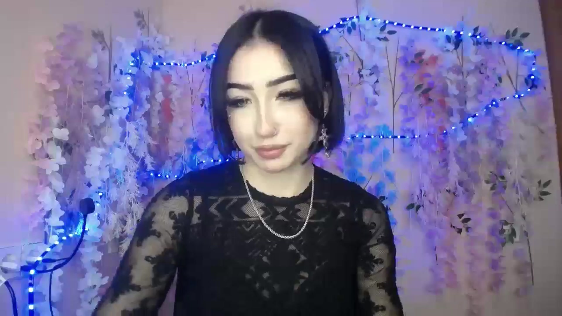 Gallery image thumbnail from Young_Evil's myfreecams stream on, 01/03/2026, 12:30 image 7 of 20