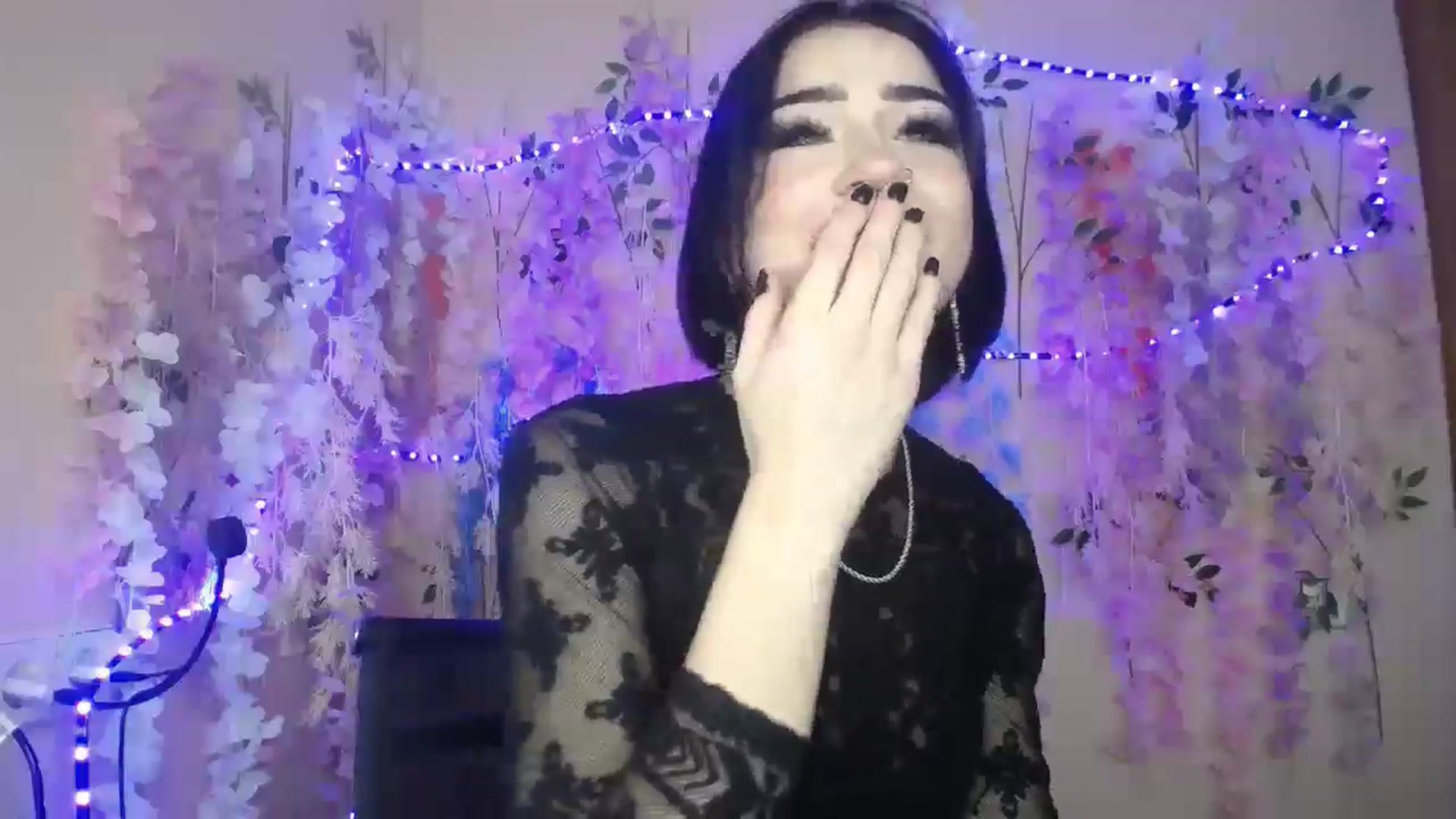 Gallery image thumbnail from Young_Evil's myfreecams stream on, 01/03/2026, 12:57 image 4 of 20