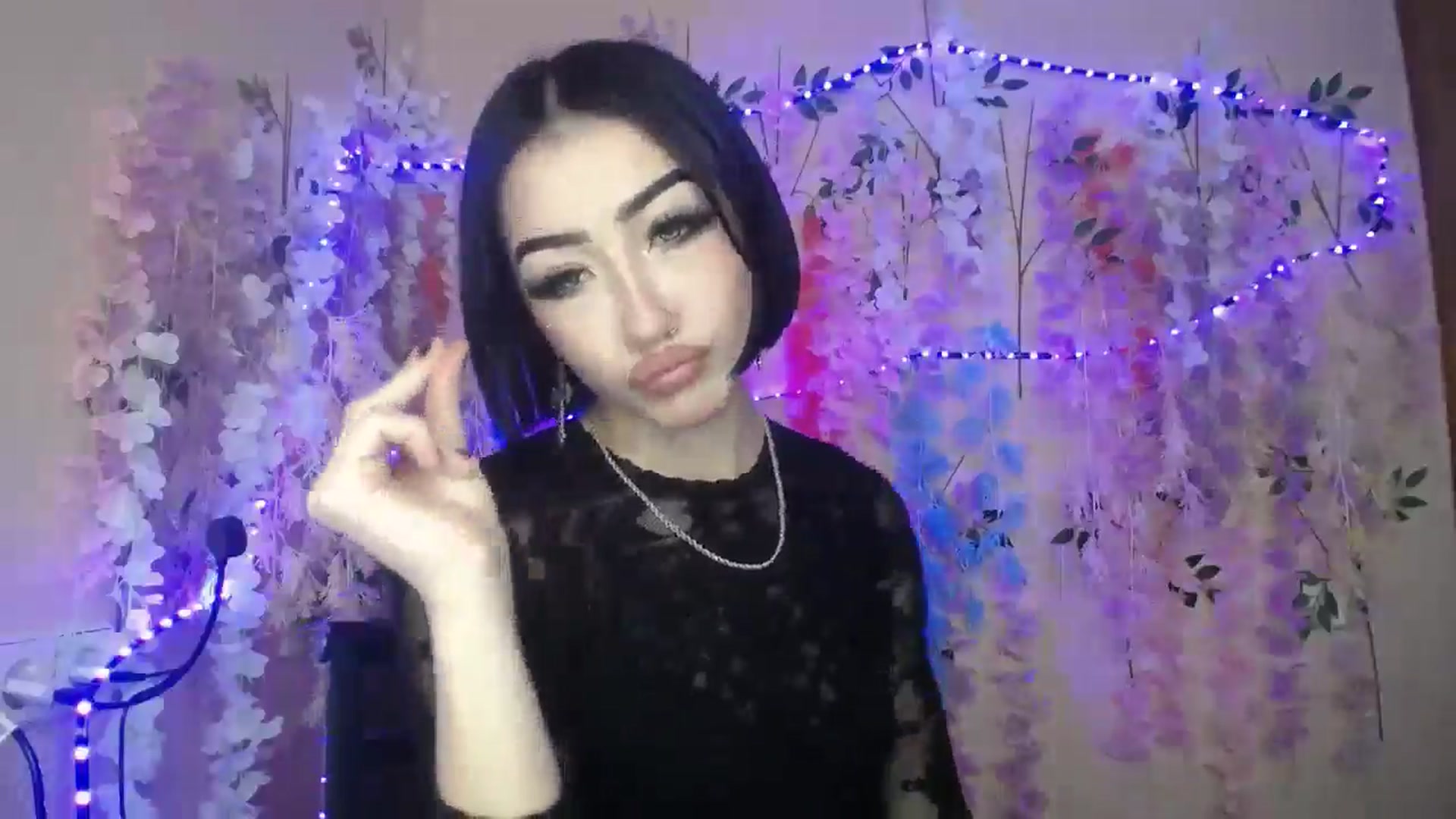 Gallery image thumbnail from Young_Evil's myfreecams stream on, 01/03/2026, 12:57 image 6 of 20