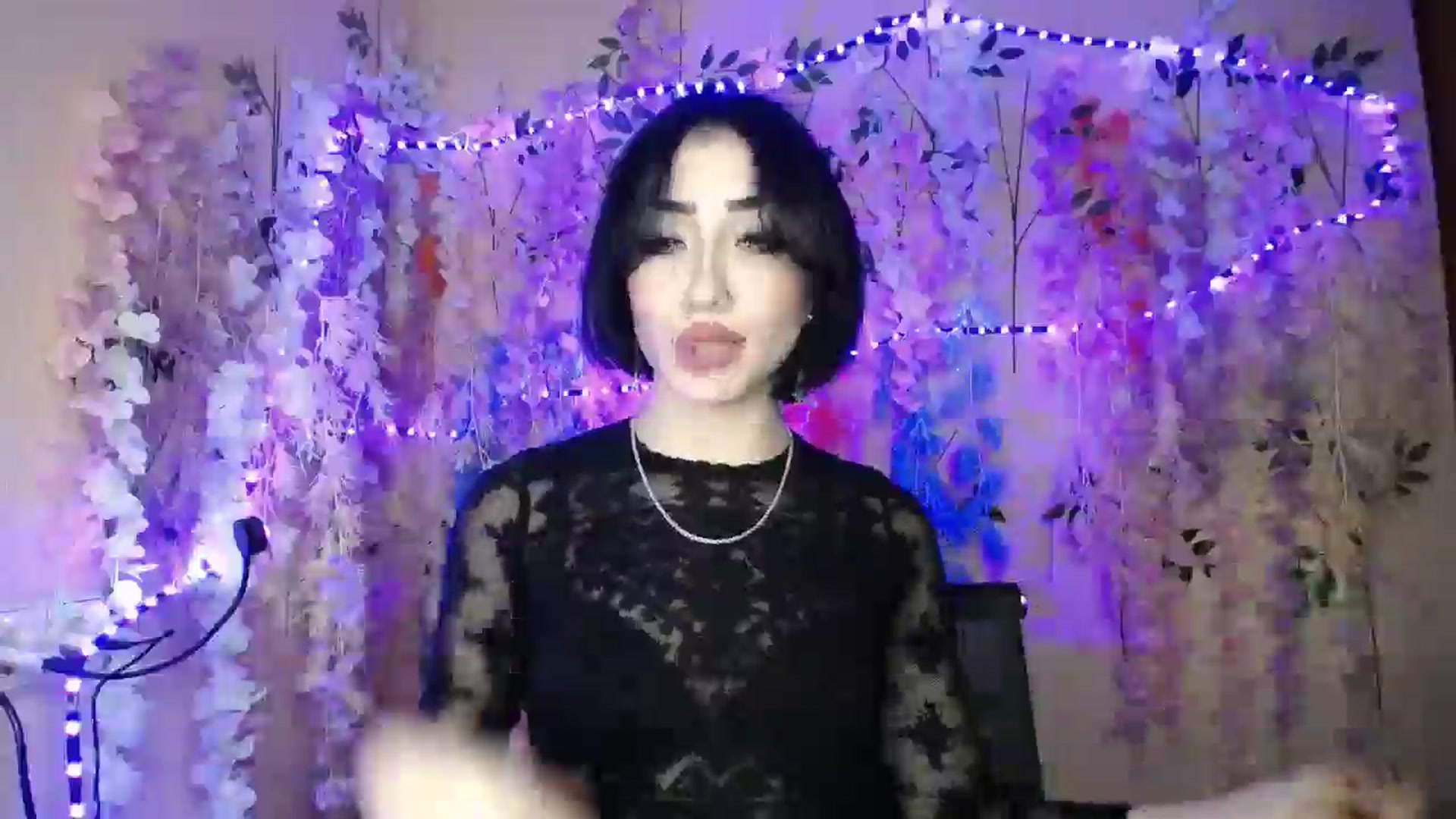 Gallery image thumbnail from Young_Evil's myfreecams stream on, 01/03/2026, 16:17 image 6 of 20