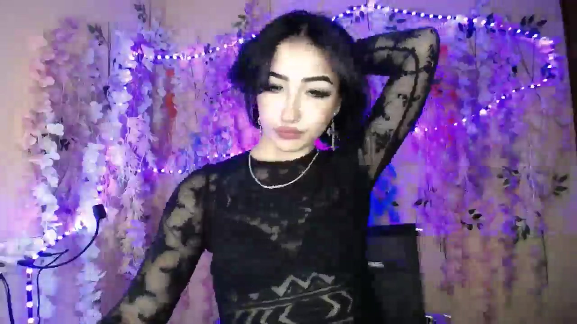Gallery image thumbnail from Young_Evil's myfreecams stream on, 01/03/2026, 16:17 image 3 of 20