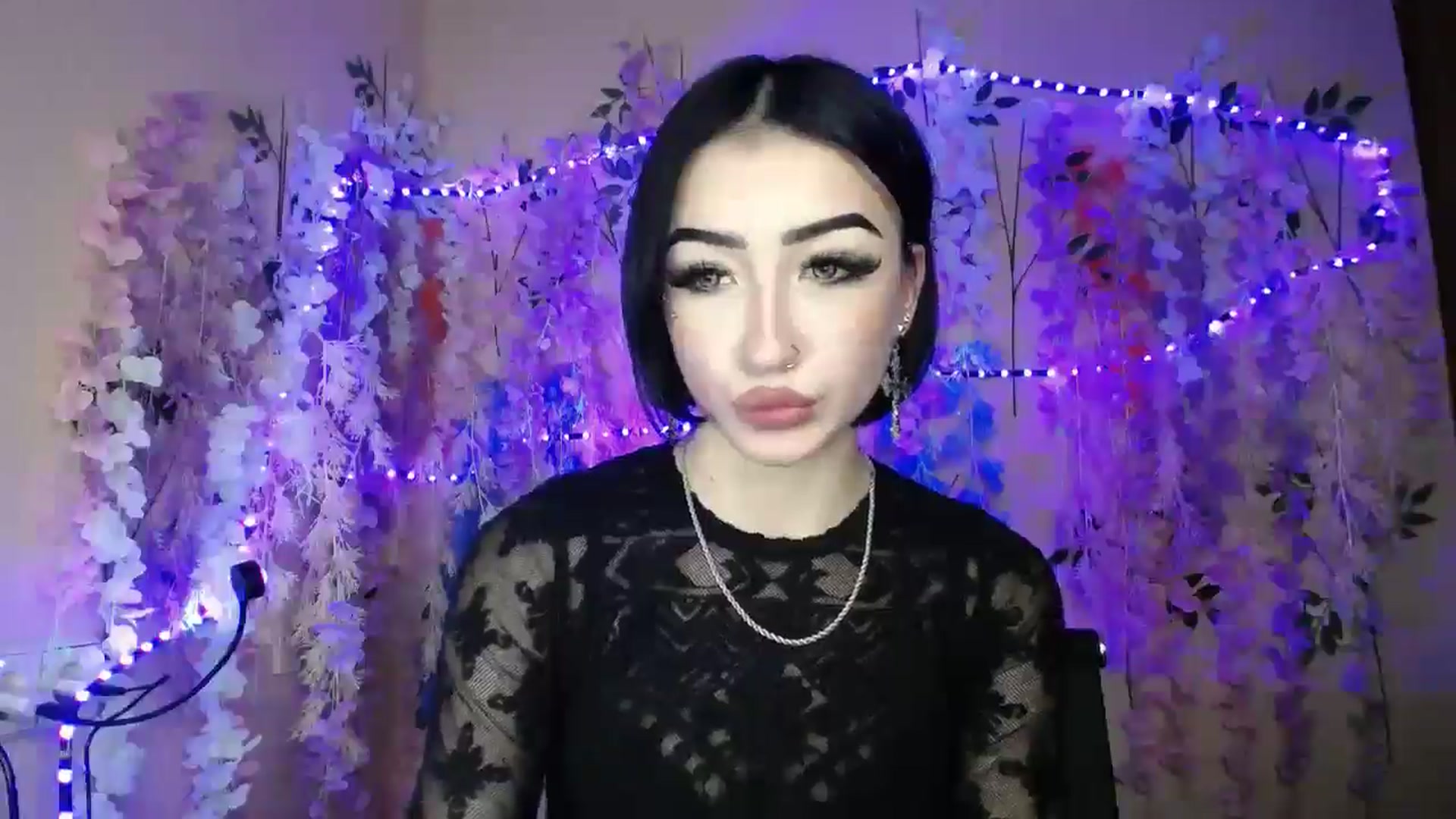 Gallery image thumbnail from Young_Evil's myfreecams stream on, 01/03/2026, 16:17 image 13 of 20