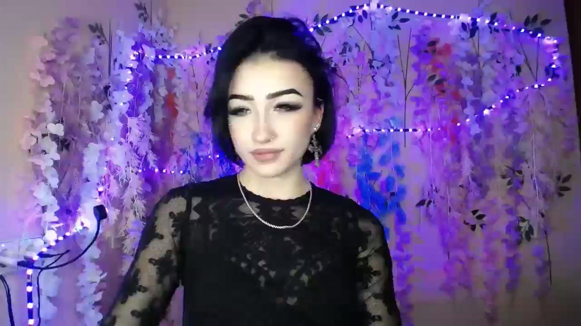 Gallery image thumbnail from Young_Evil's myfreecams stream on, 01/03/2026, 16:17 image 1 of 20
