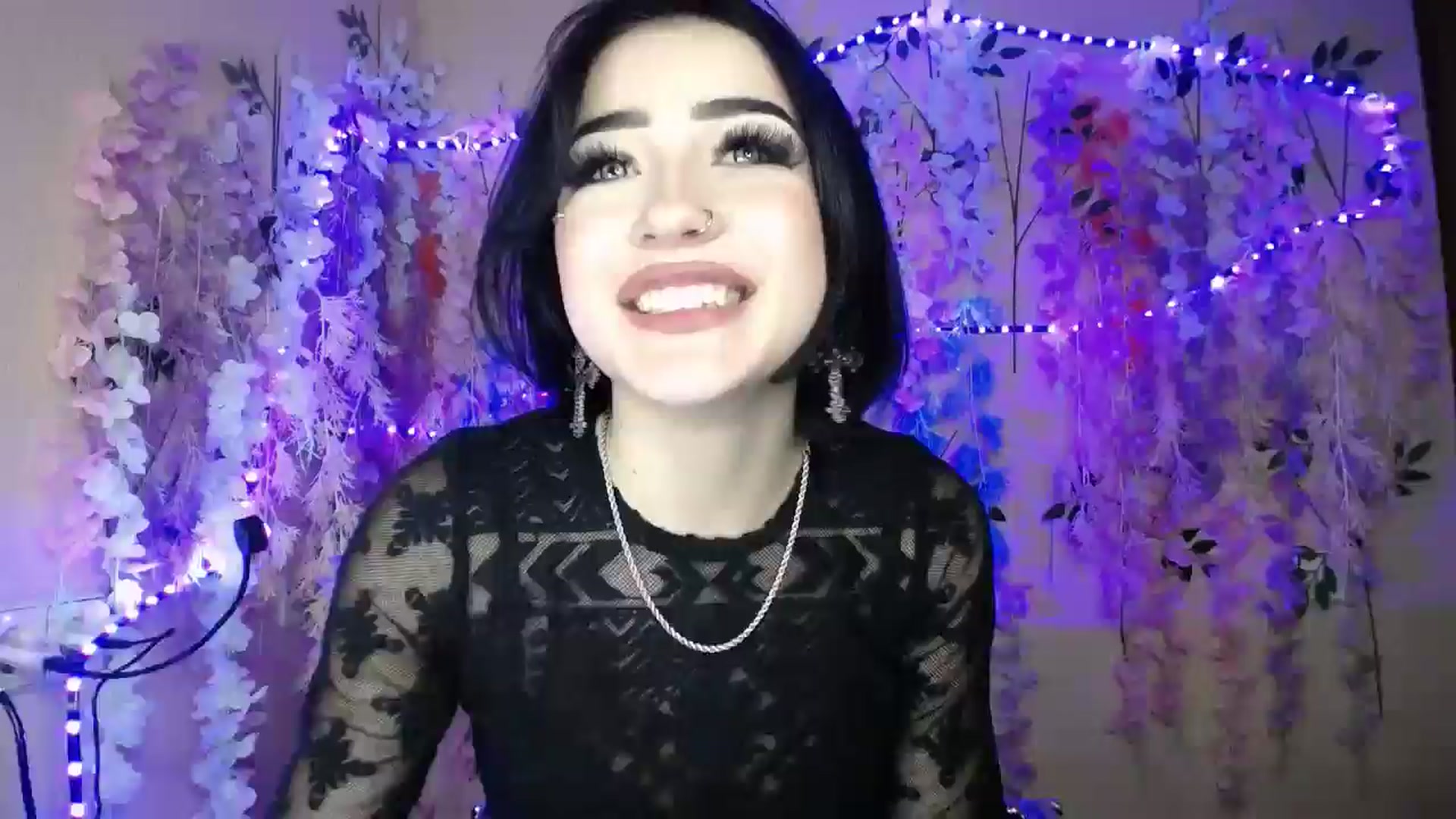 Gallery image thumbnail from Young_Evil's myfreecams stream on, 01/03/2026, 16:17 image 4 of 20