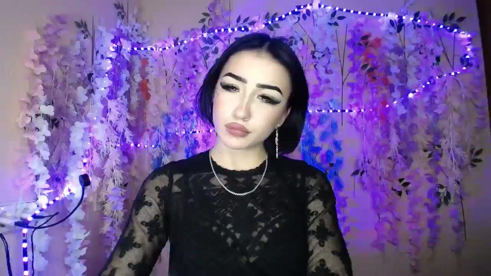 Gallery image thumbnail from Young_Evil's myfreecams stream on, 01/03/2026, 16:17 image 2 of 20