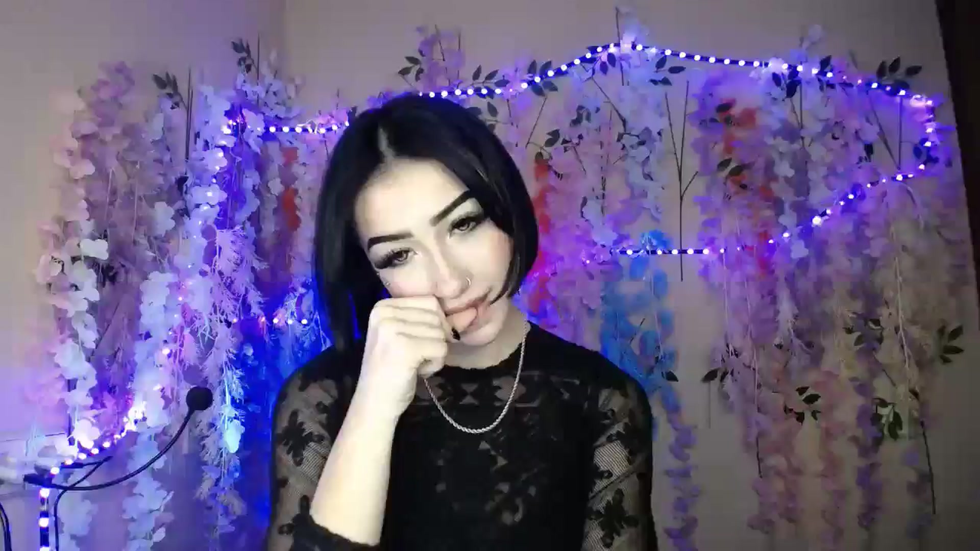 Gallery image thumbnail from Young_Evil's myfreecams stream on, 01/03/2026, 17:14 image 1 of 20