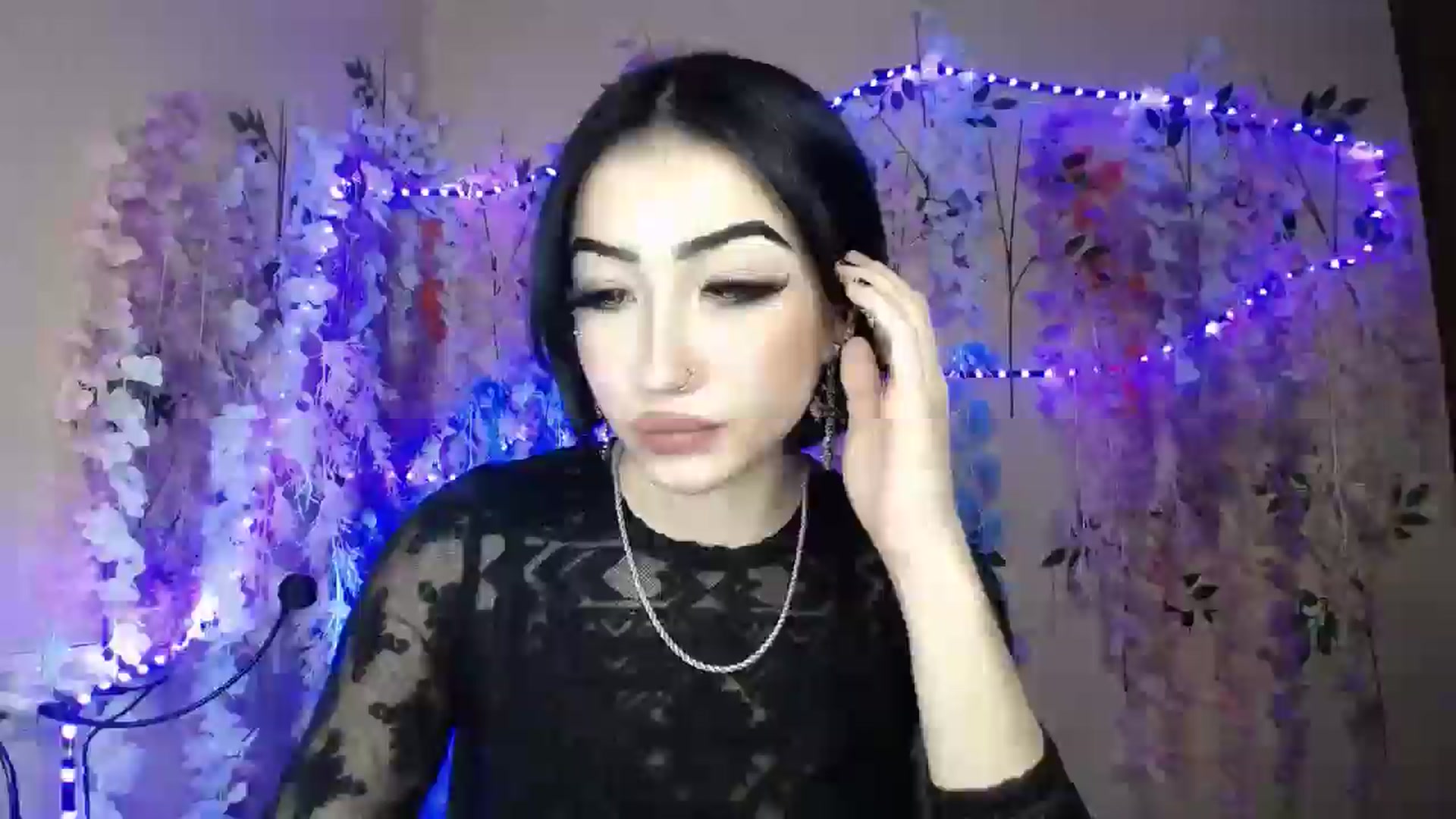 Gallery image thumbnail from Young_Evil's myfreecams stream on, 01/03/2026, 17:14 image 10 of 20