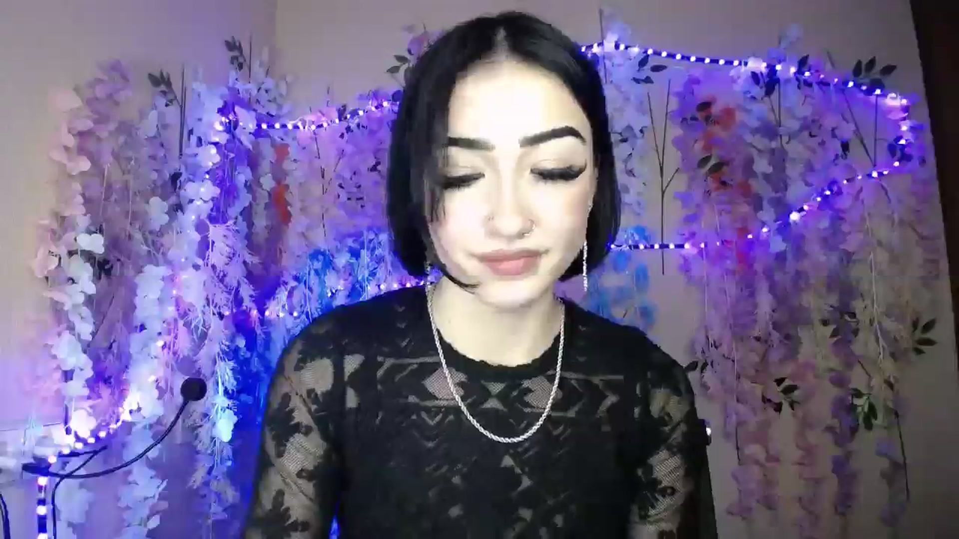 Gallery image thumbnail from Young_Evil's myfreecams stream on, 01/03/2026, 17:14 image 18 of 20