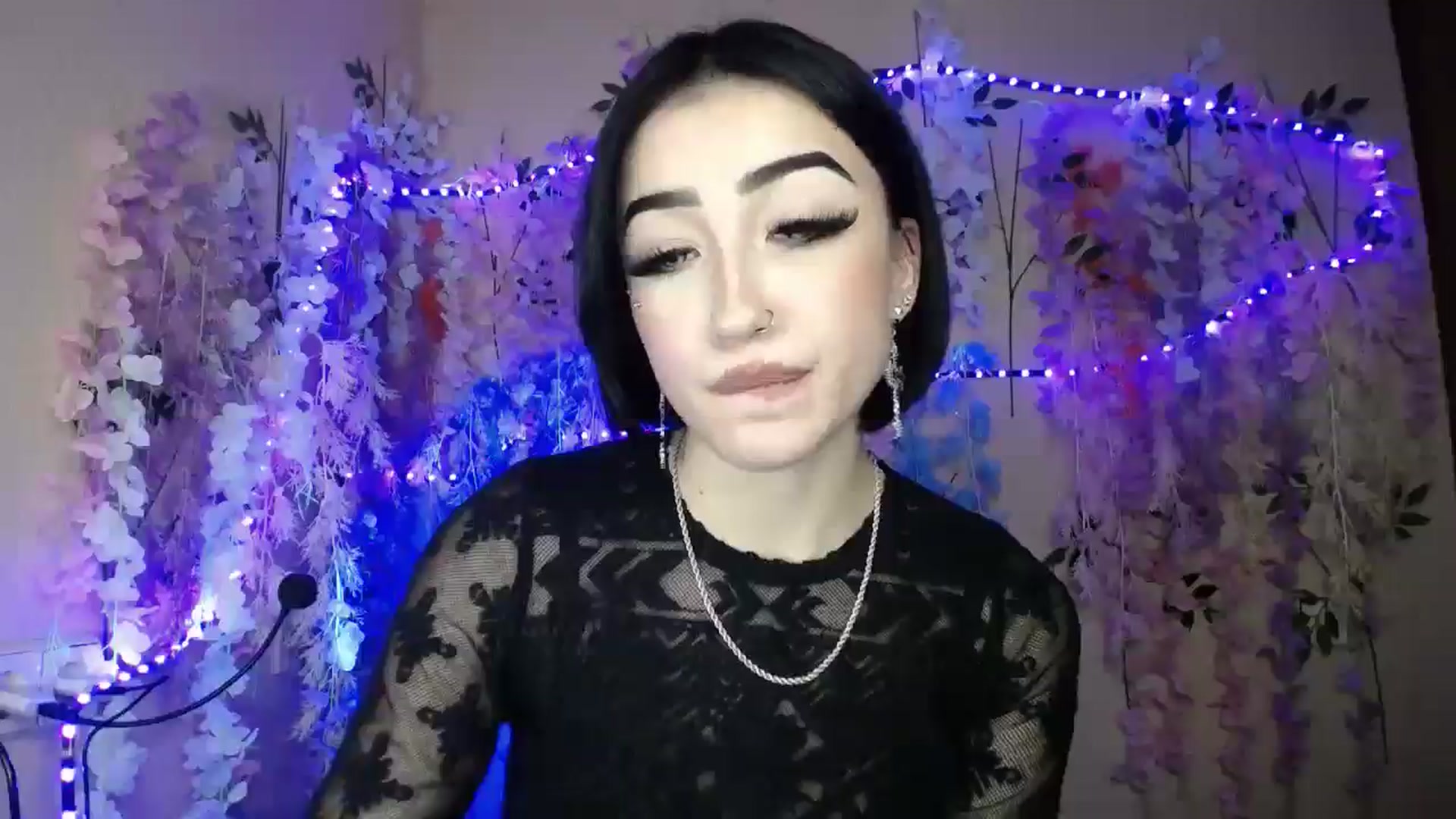 Gallery image thumbnail from Young_Evil's myfreecams stream on, 01/03/2026, 17:14 image 12 of 20