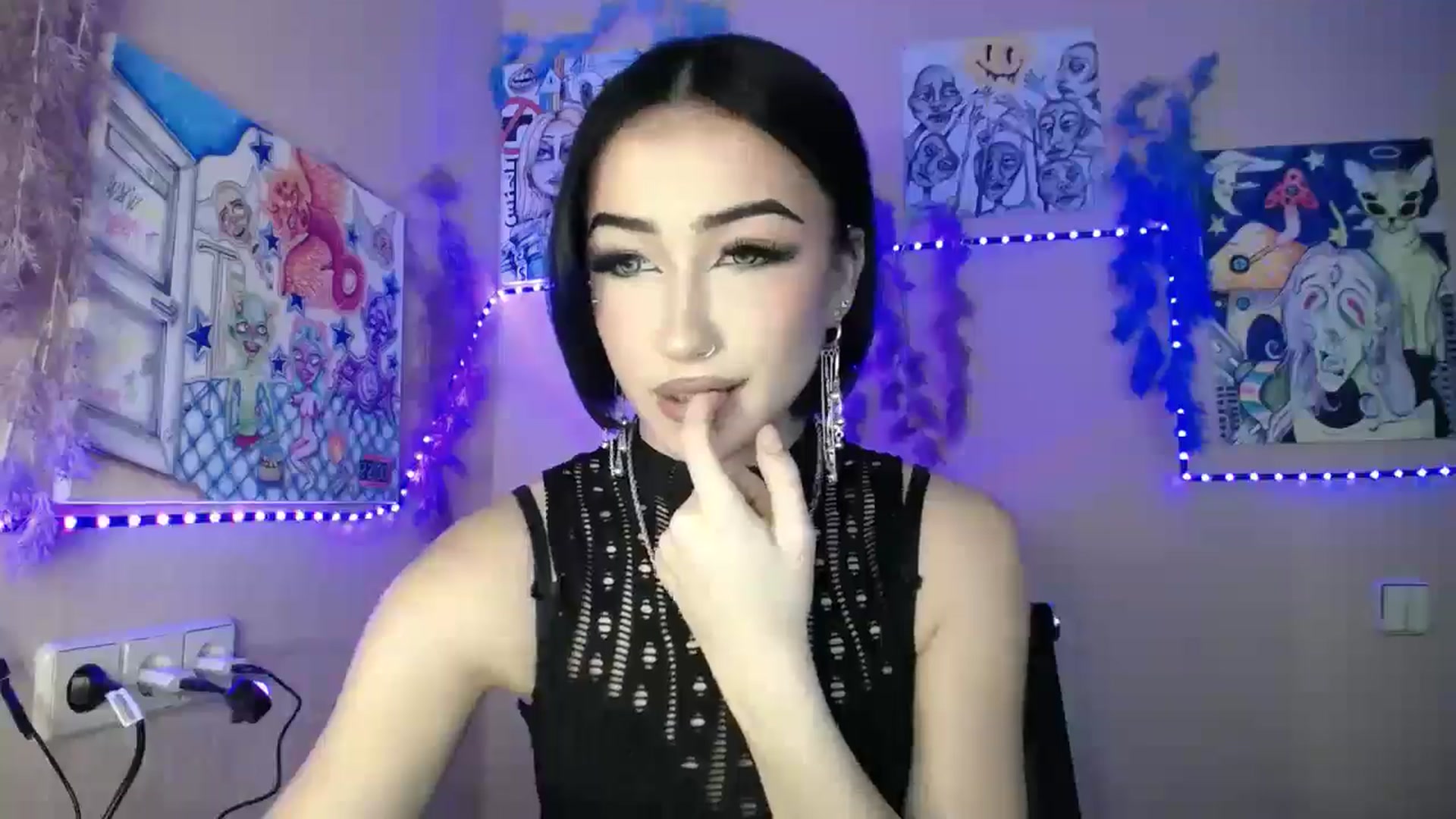 Gallery image thumbnail from Young_Evil's myfreecams stream on, 01/05/2026, 14:05 image 10 of 20