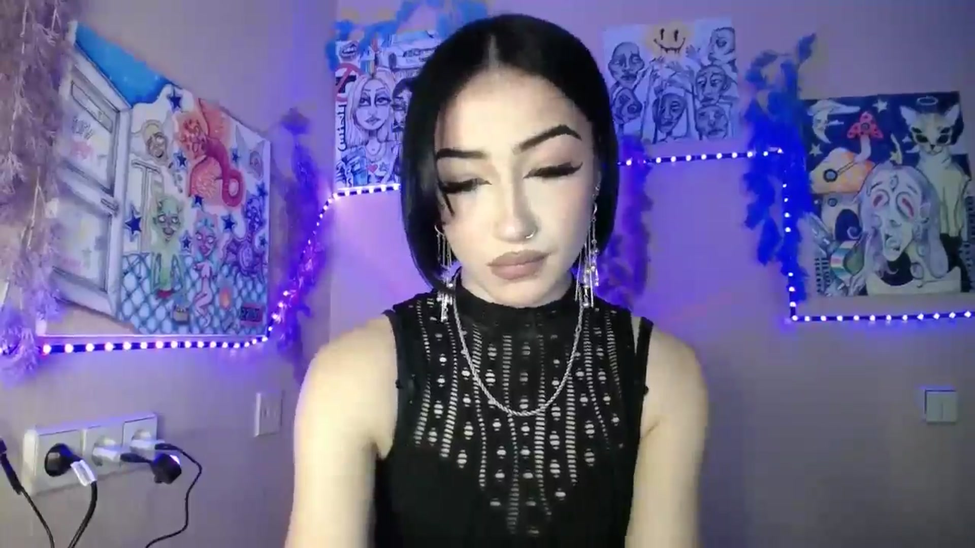 Gallery image thumbnail from Young_Evil's myfreecams stream on, 01/05/2026, 14:05 image 13 of 20