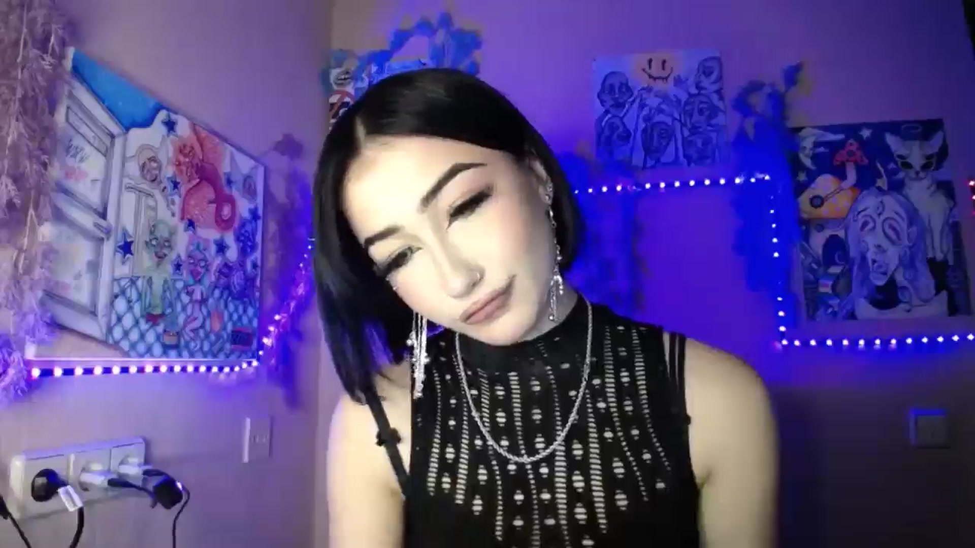 Gallery image thumbnail from Young_Evil's myfreecams stream on, 01/05/2026, 15:28 image 2 of 20
