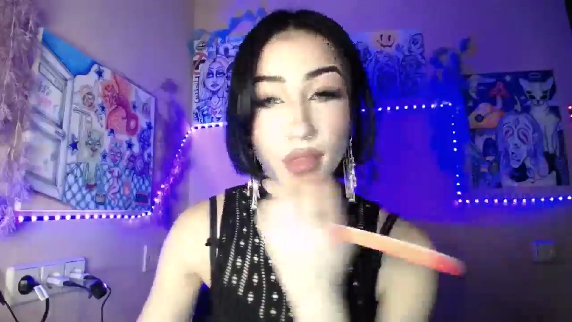 Gallery image thumbnail from Young_Evil's myfreecams stream on, 01/05/2026, 15:28 image 6 of 20