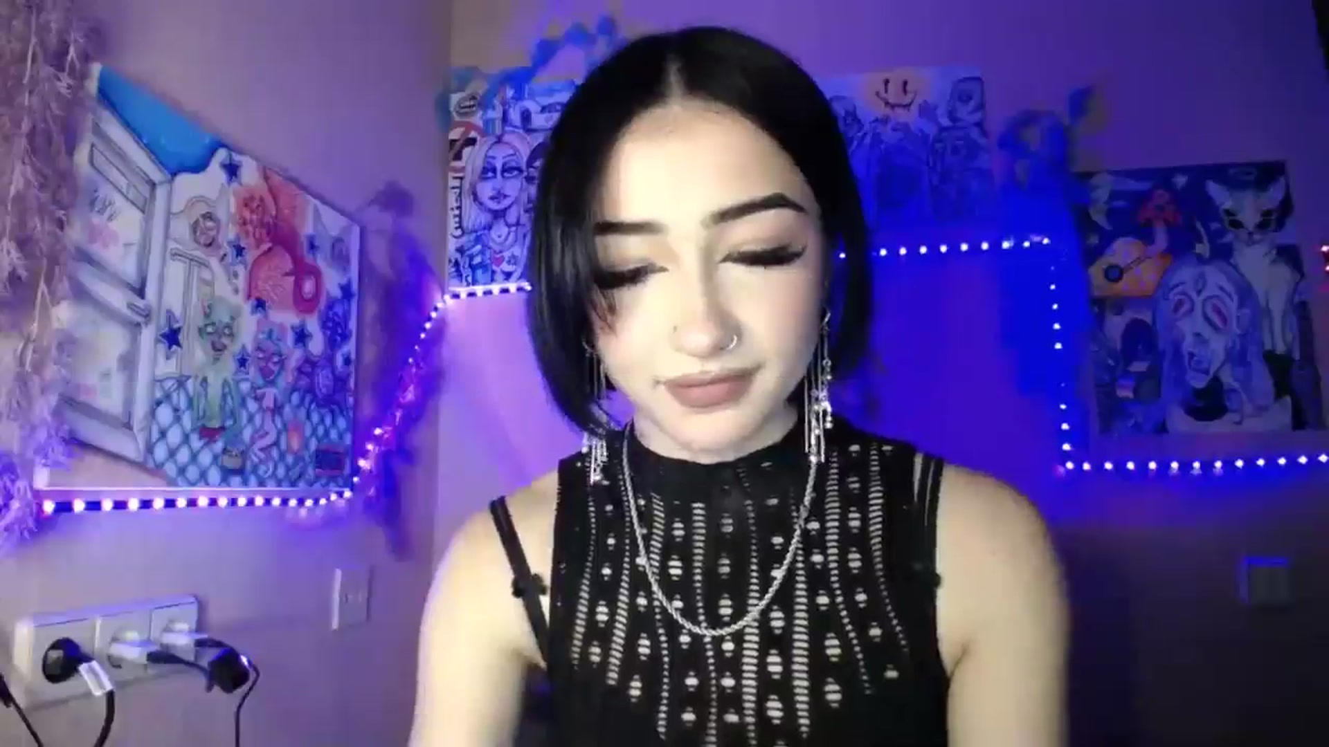 Gallery image thumbnail from Young_Evil's myfreecams stream on, 01/05/2026, 15:28 image 3 of 20