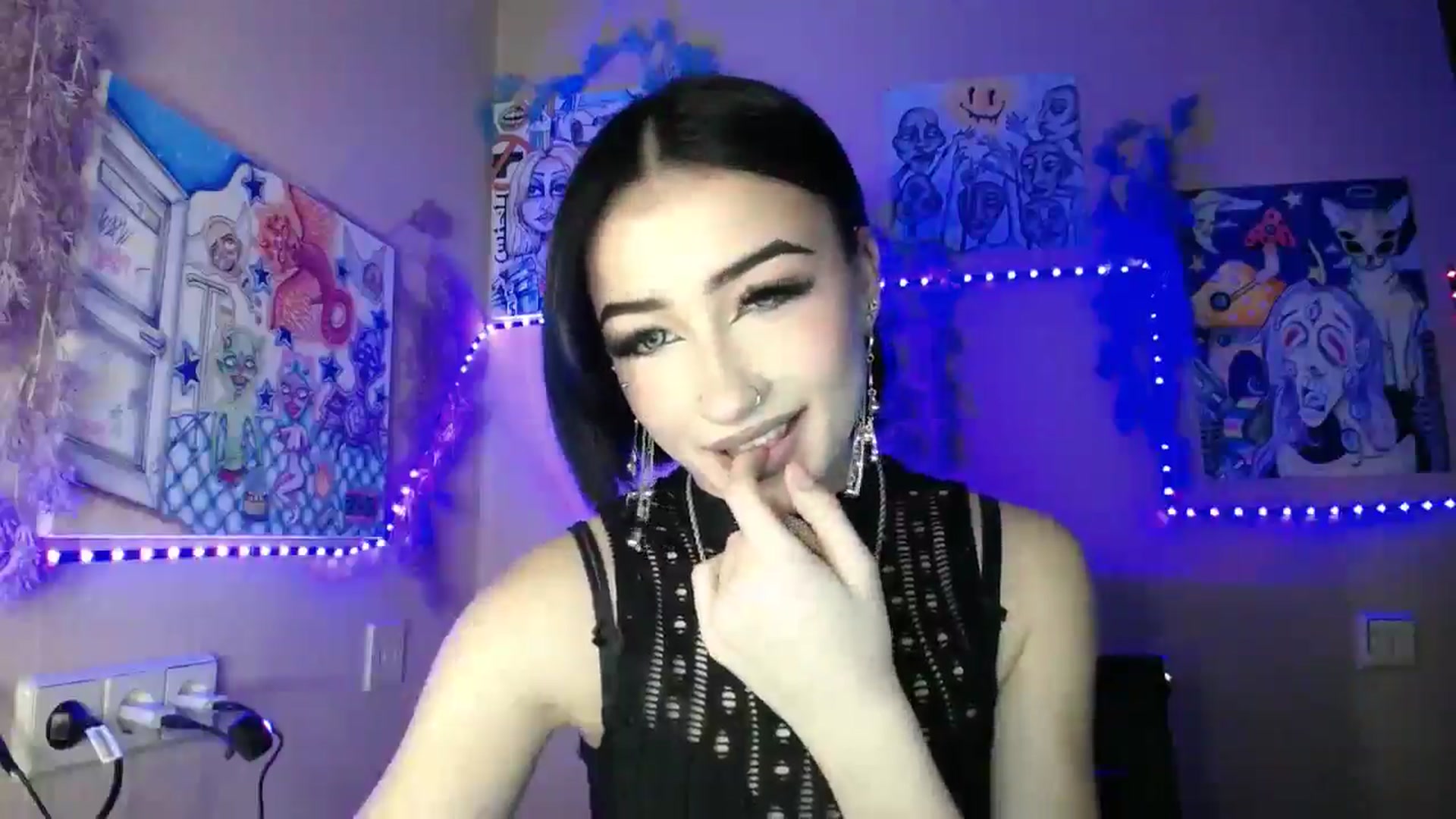Gallery image thumbnail from Young_Evil's myfreecams stream on, 01/05/2026, 16:03 image 16 of 20
