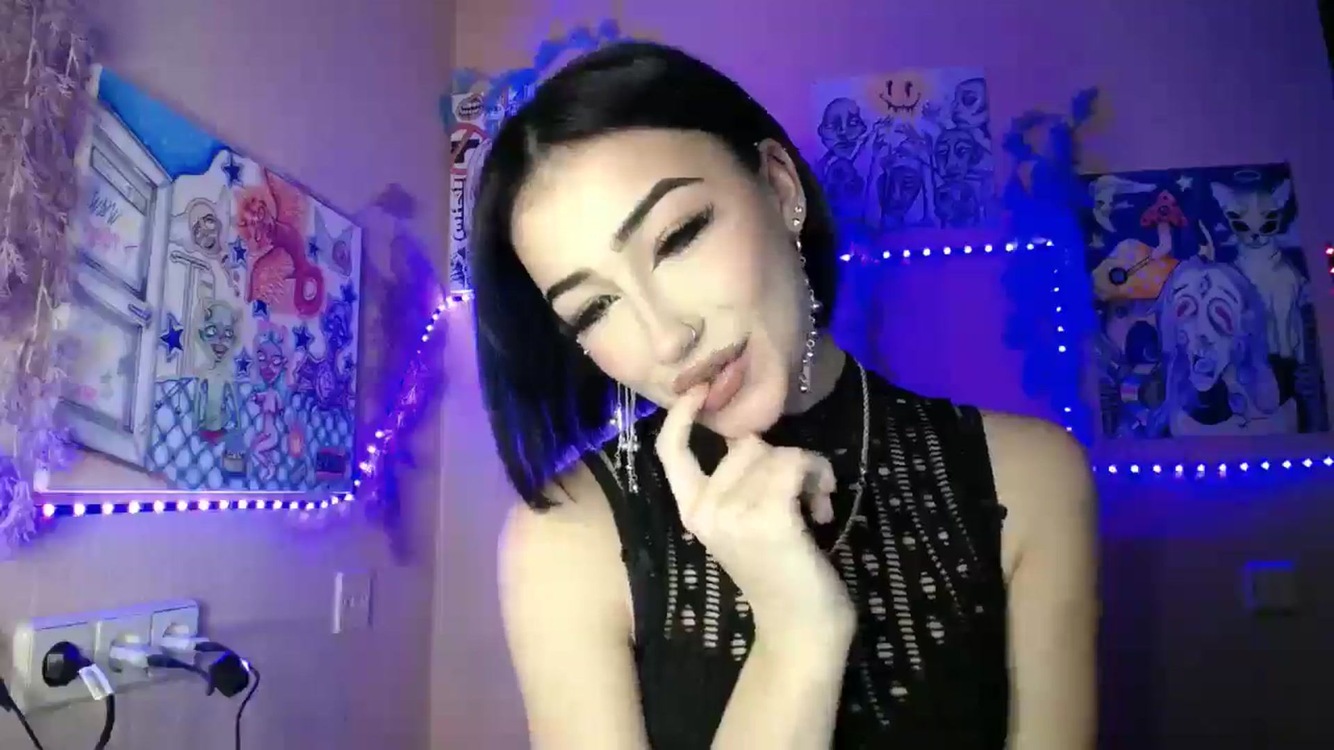 Gallery image thumbnail from Young_Evil's myfreecams stream on, 01/05/2026, 16:03 image 4 of 20