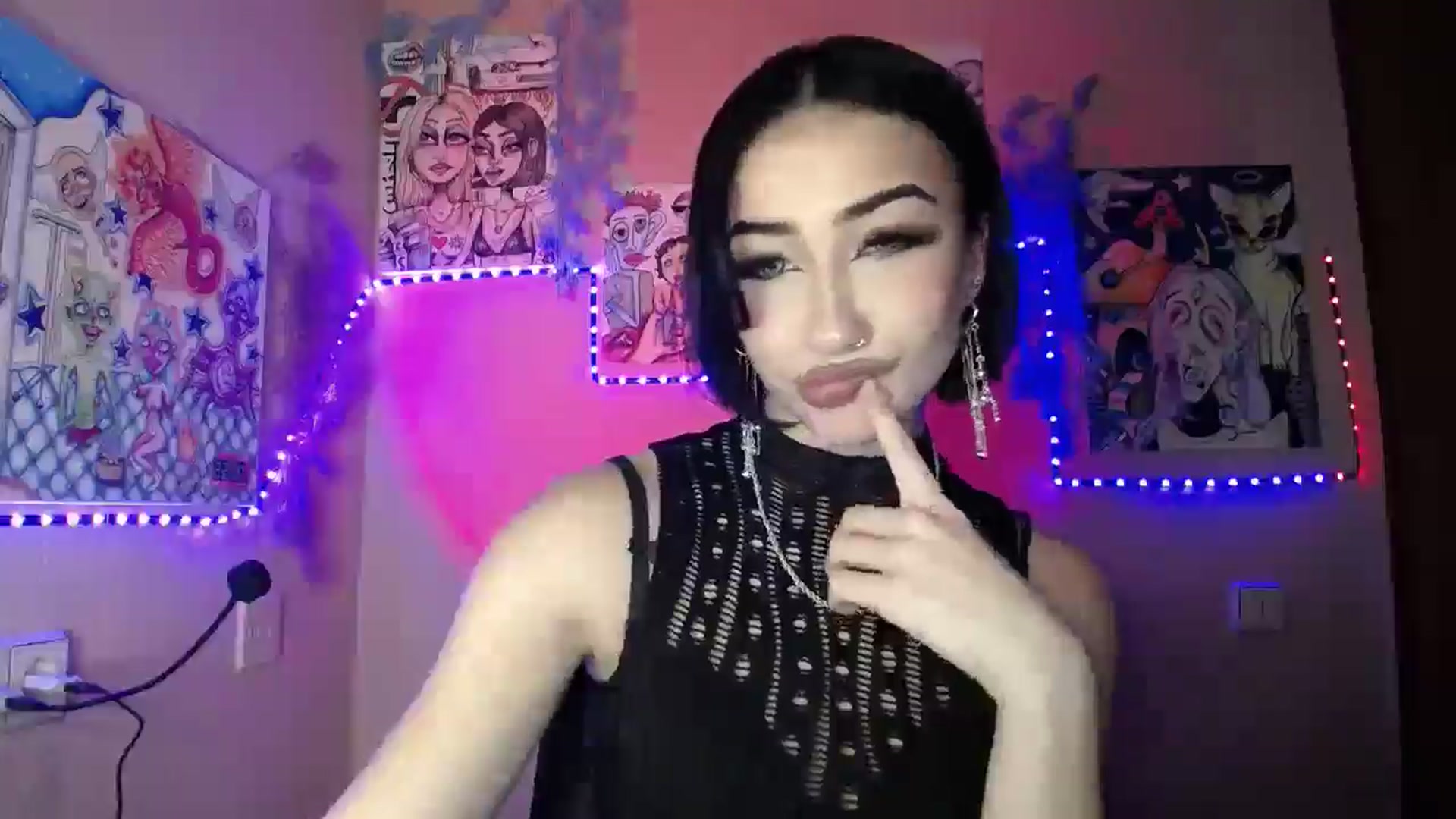 Gallery image thumbnail from Young_Evil's myfreecams stream on, 01/05/2026, 18:01 image 13 of 20