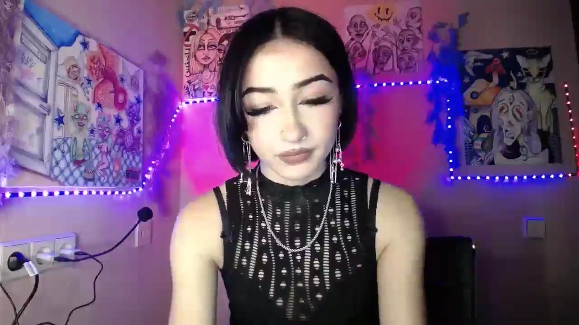 Gallery image thumbnail from Young_Evil's myfreecams stream on, 01/05/2026, 18:01 image 7 of 20