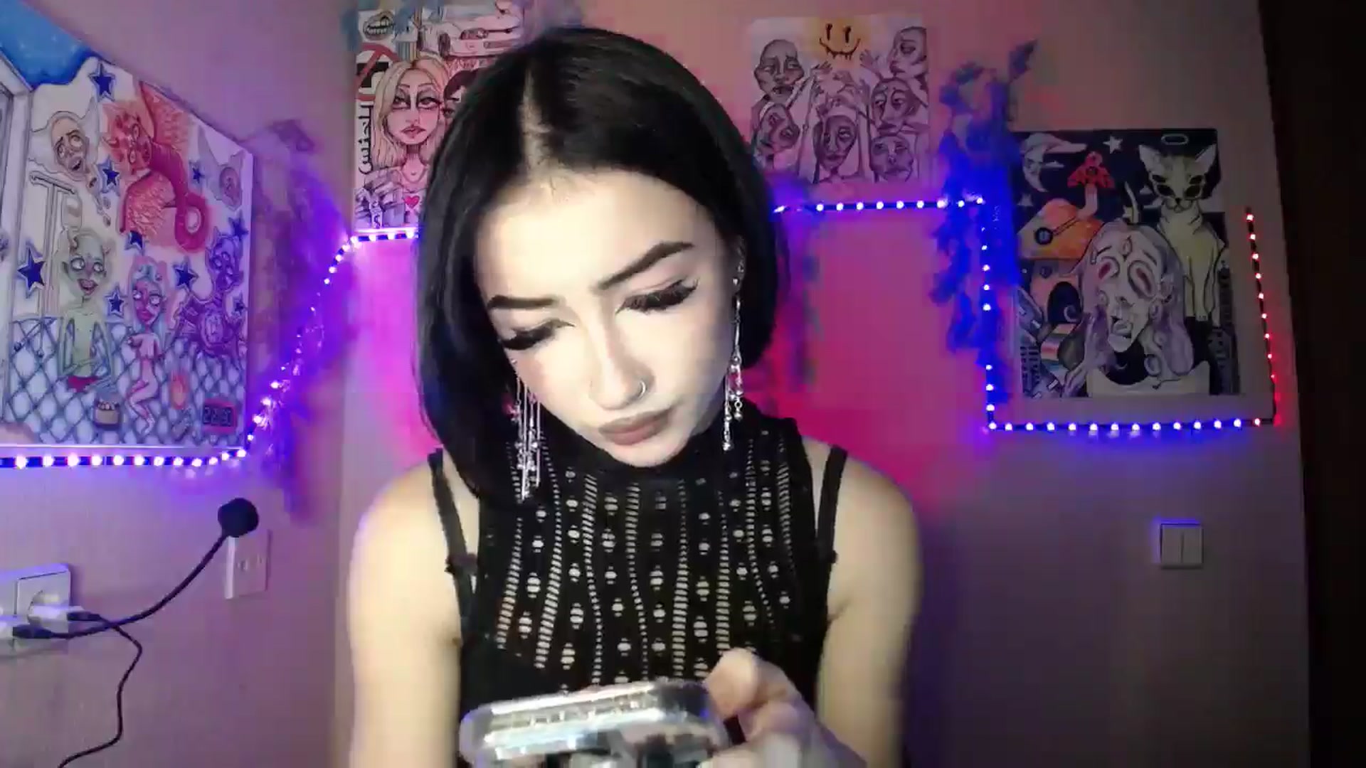 Gallery image thumbnail from Young_Evil's myfreecams stream on, 01/05/2026, 19:15 image 9 of 20