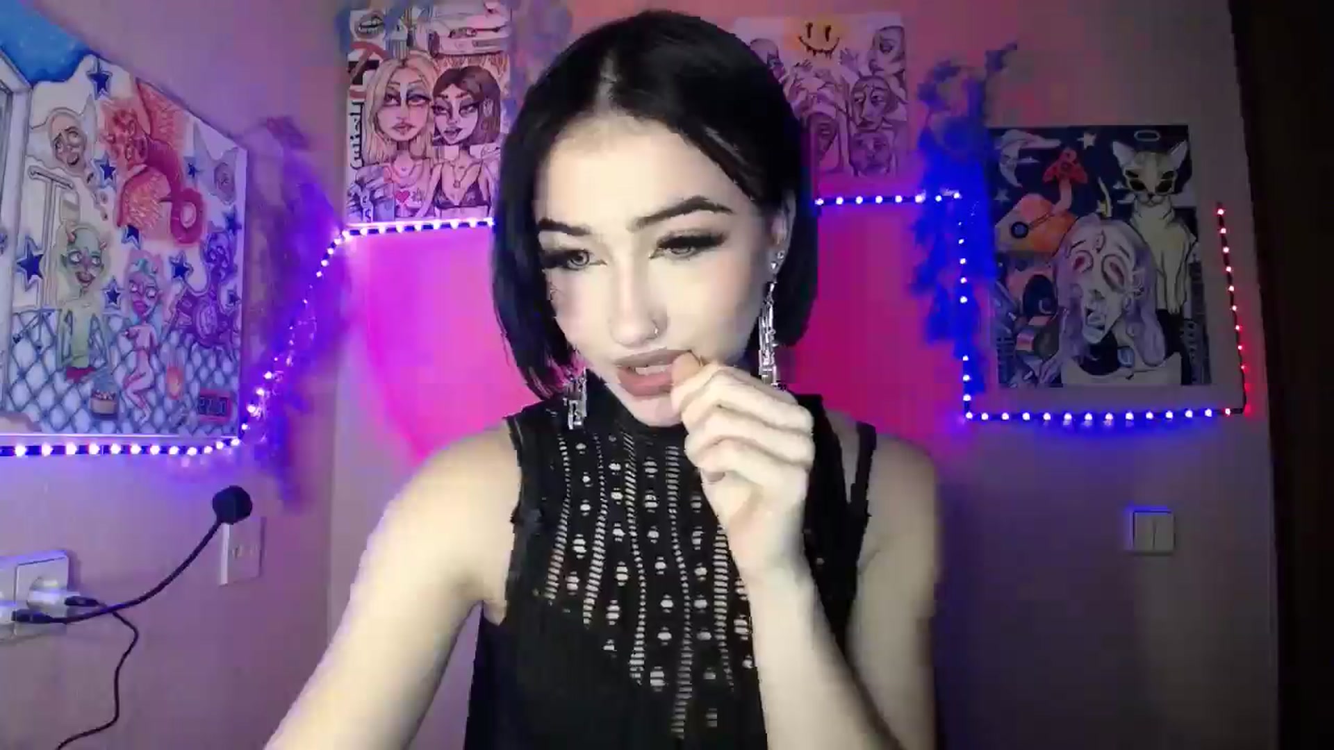 Gallery image thumbnail from Young_Evil's myfreecams stream on, 01/05/2026, 19:15 image 13 of 20