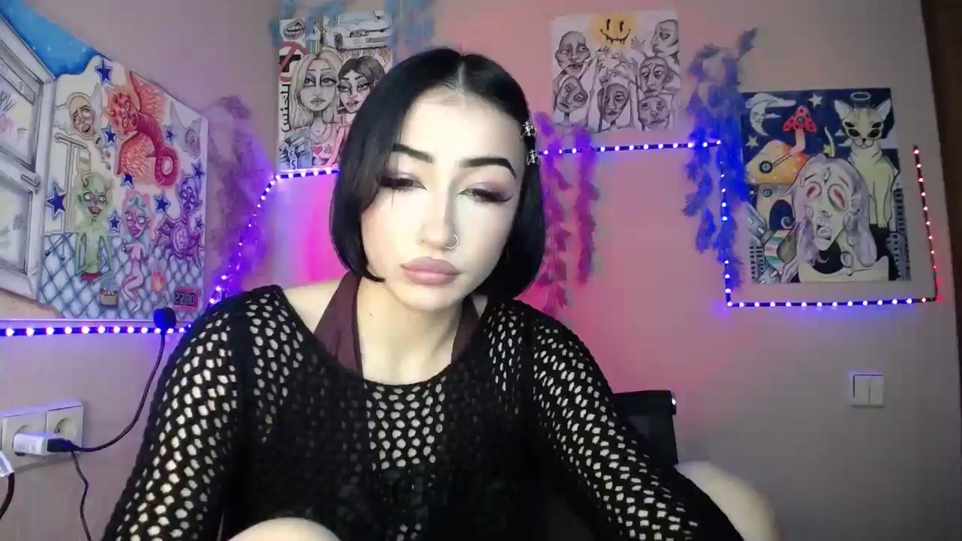 Gallery image thumbnail from Young_Evil's myfreecams stream on, 01/06/2026, 14:34 image 4 of 20