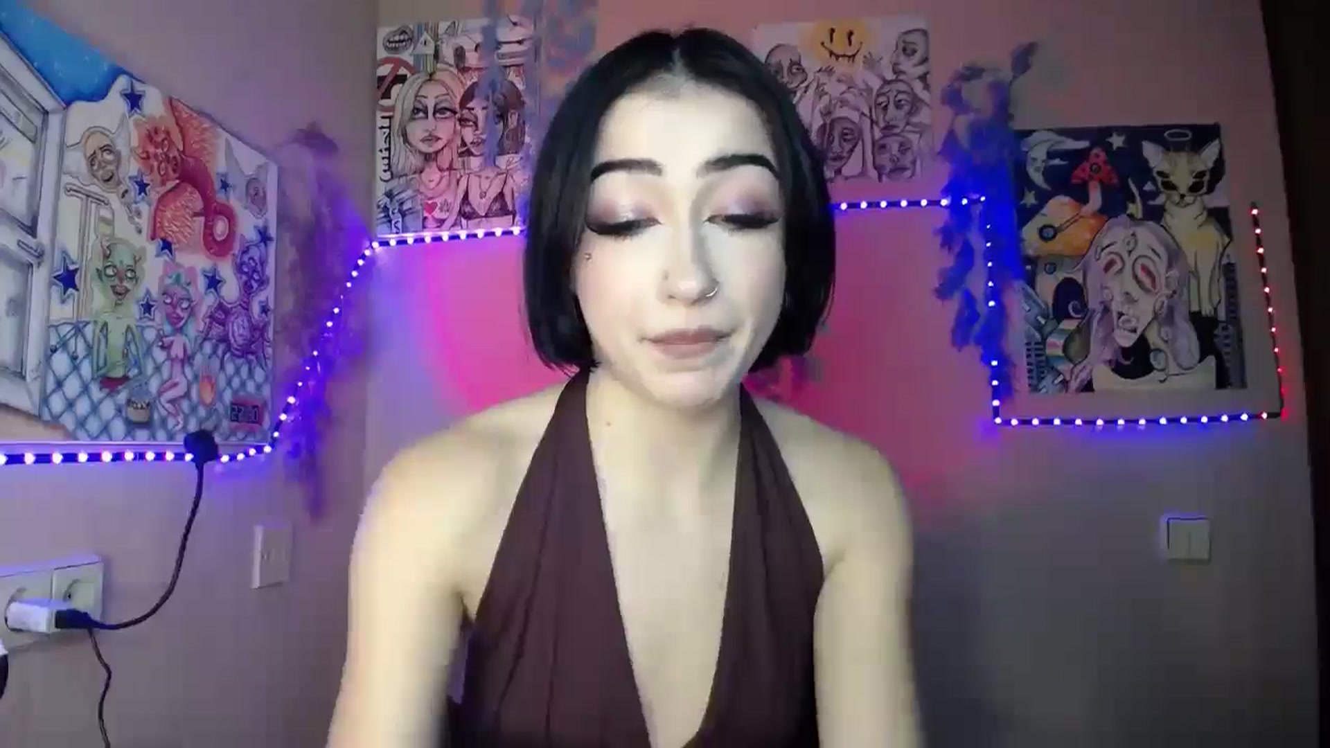 Gallery image thumbnail from Young_Evil's myfreecams stream on, 01/06/2026, 16:19 image 10 of 20