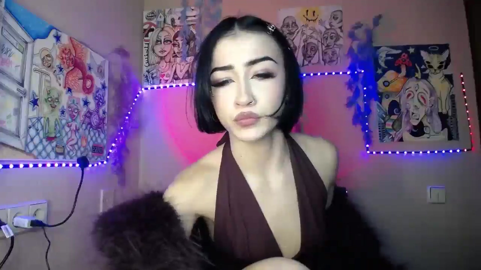 Gallery image thumbnail from Young_Evil's myfreecams stream on, 01/06/2026, 16:19 image 19 of 20