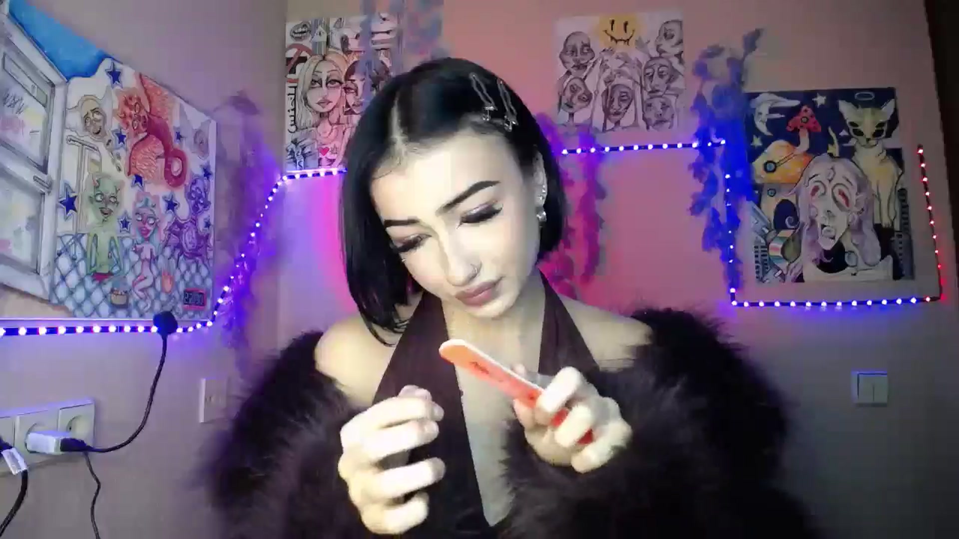 Gallery image thumbnail from Young_Evil's myfreecams stream on, 01/06/2026, 16:19 image 20 of 20