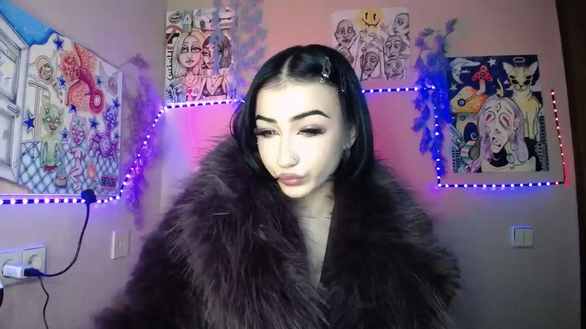 Gallery image thumbnail from Young_Evil's myfreecams stream on, 01/06/2026, 16:19 image 16 of 20