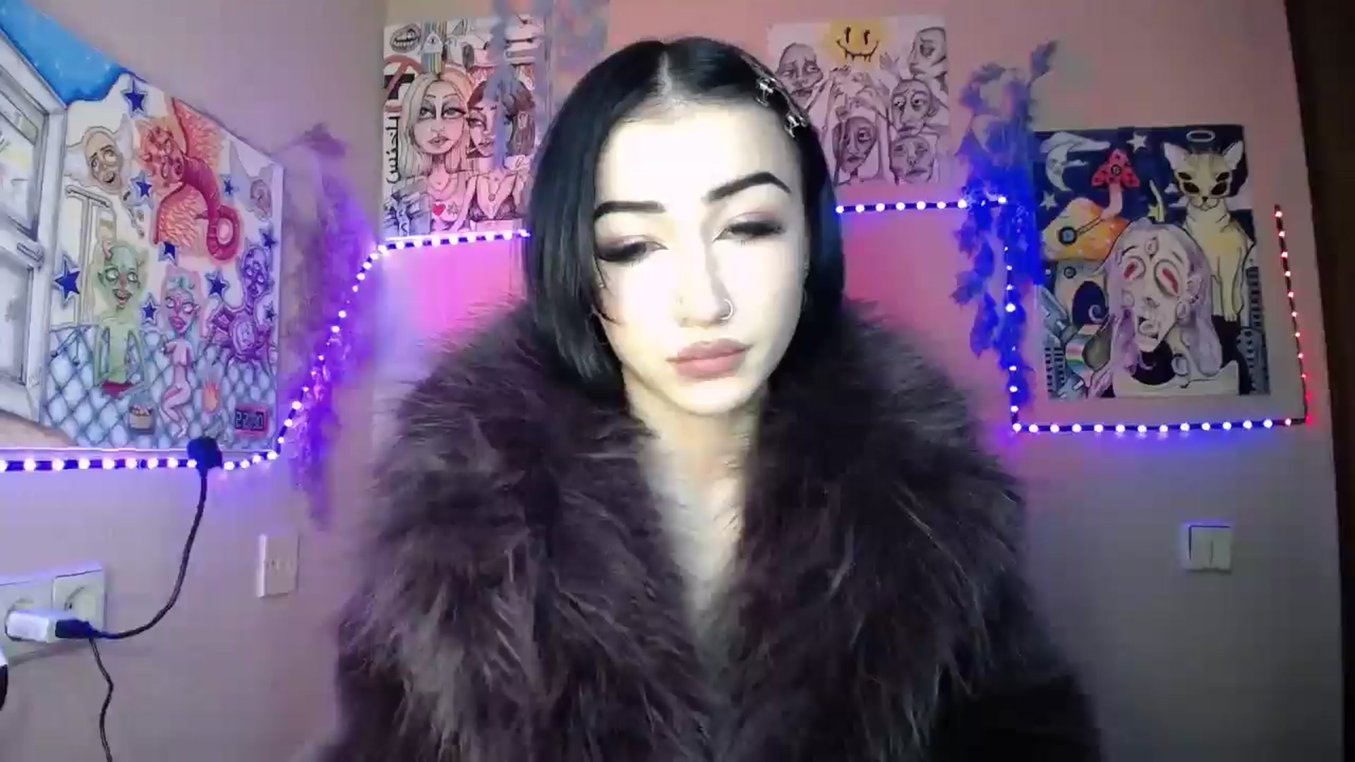 Gallery image thumbnail from Young_Evil's myfreecams stream on, 01/06/2026, 16:19 image 15 of 20