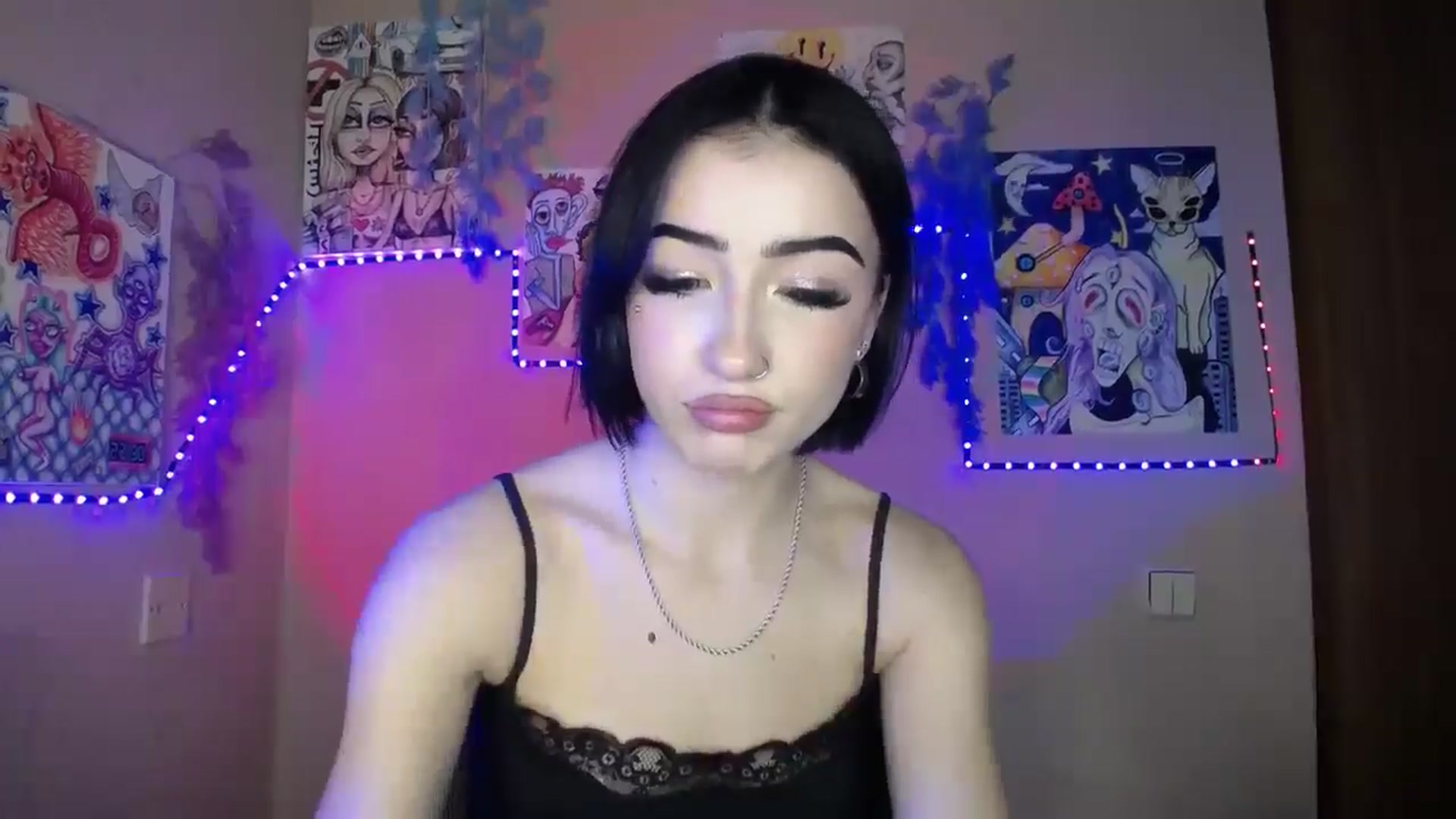 Gallery image thumbnail from Young_Evil's myfreecams stream on, 01/07/2026, 17:44 image 2 of 20