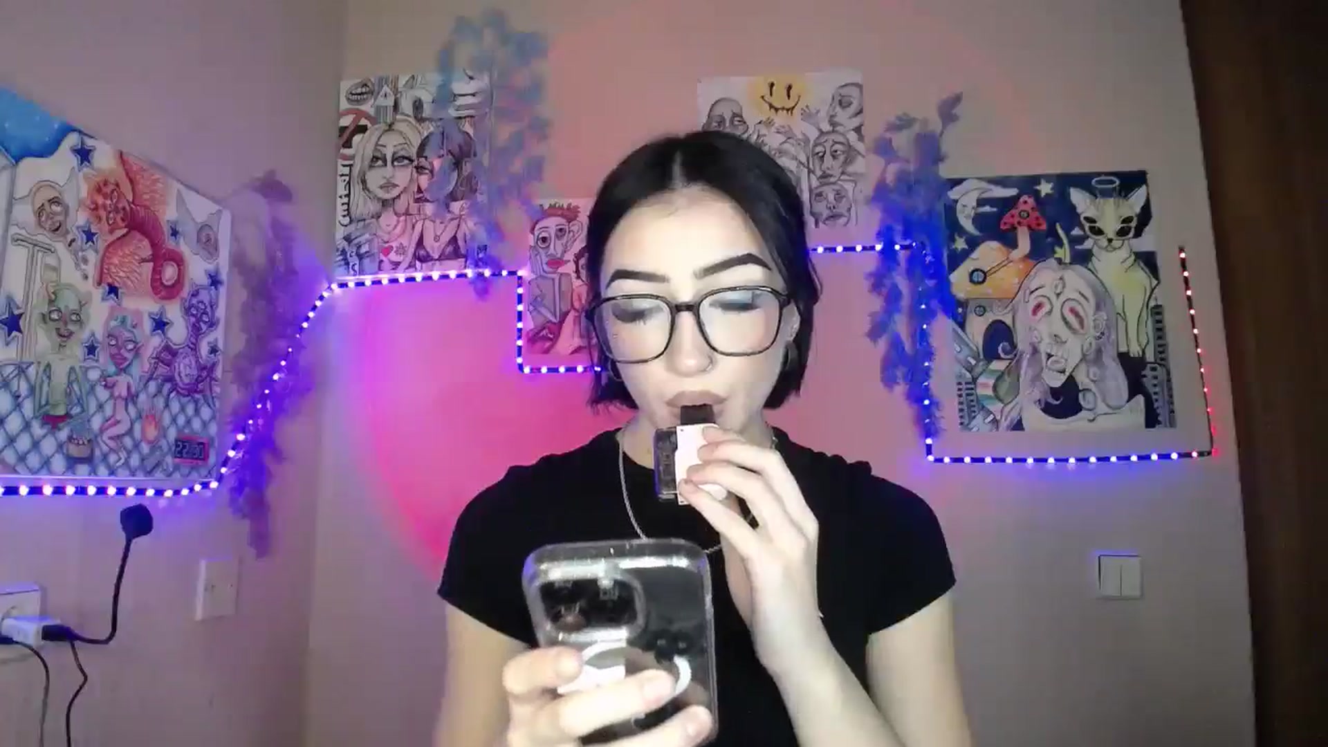 Gallery image thumbnail from Young_Evil's myfreecams stream on, 01/08/2026, 13:37 image 15 of 20