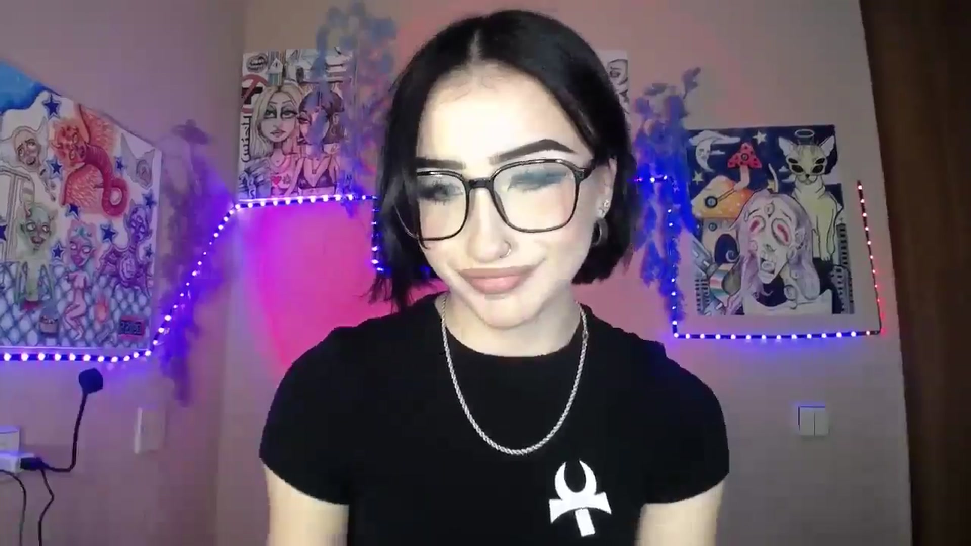 Gallery image thumbnail from Young_Evil's myfreecams stream on, 01/08/2026, 14:39 image 5 of 20