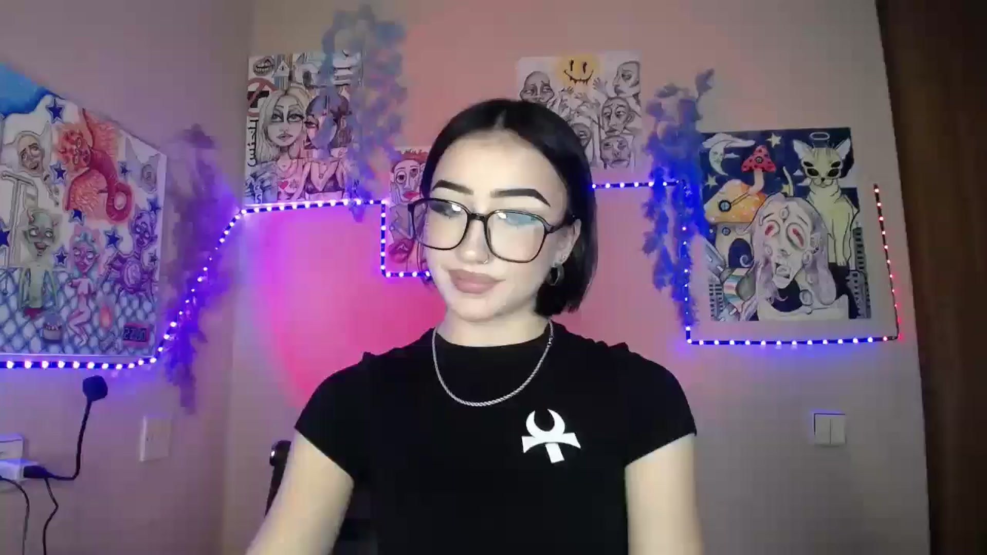Gallery image thumbnail from Young_Evil's myfreecams stream on, 01/08/2026, 14:39 image 16 of 20