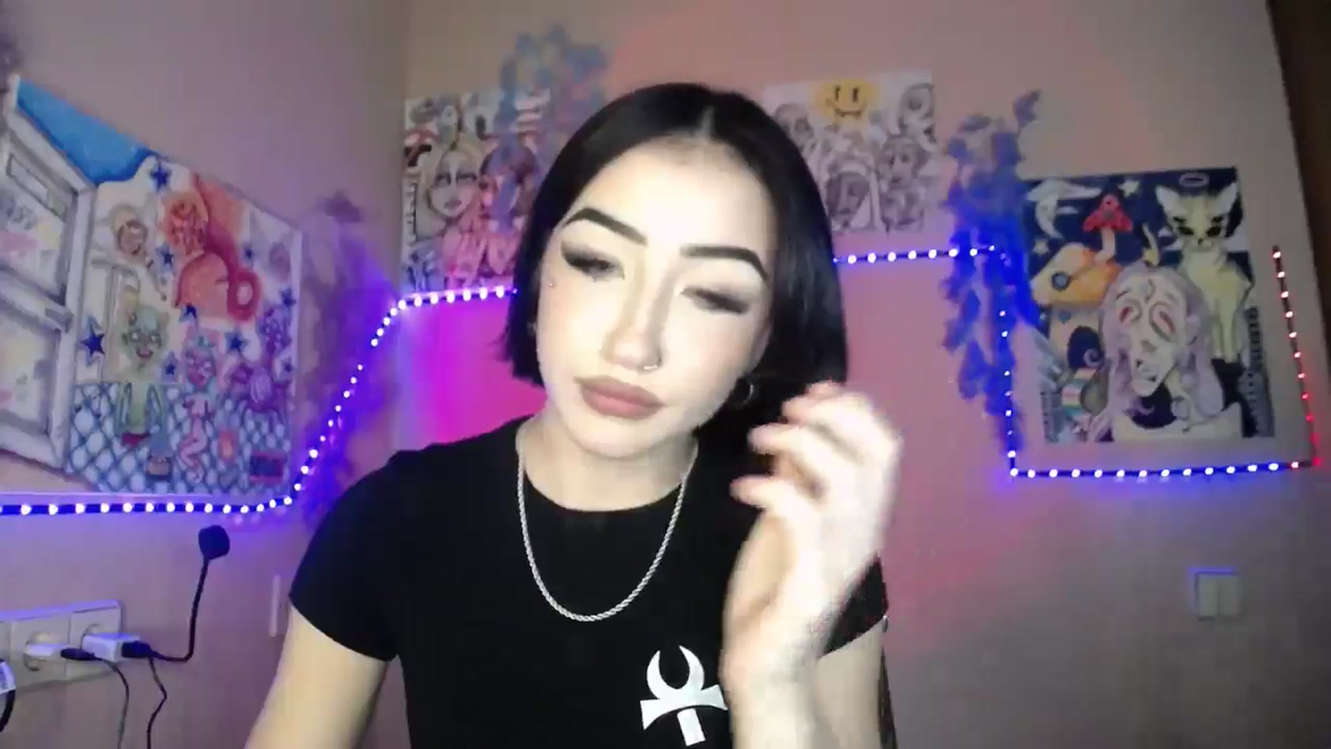 Gallery image thumbnail from Young_Evil's myfreecams stream on, 01/08/2026, 16:03 image 19 of 20