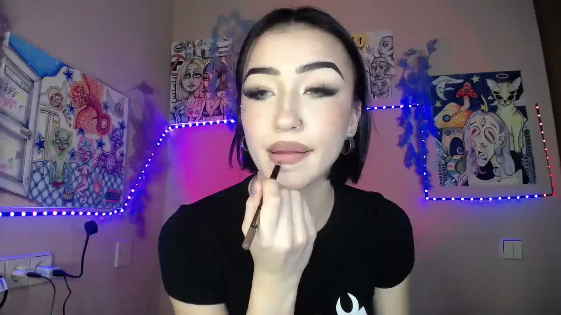 Gallery image thumbnail from Young_Evil's myfreecams stream on, 01/08/2026, 16:03 image 3 of 20