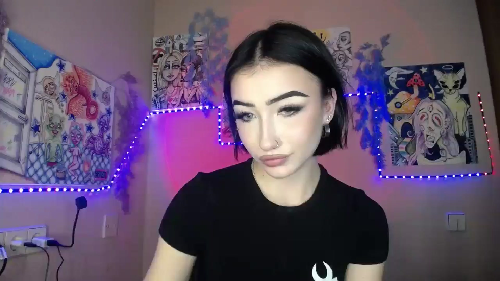 Gallery image thumbnail from Young_Evil's myfreecams stream on, 01/08/2026, 16:03 image 1 of 20