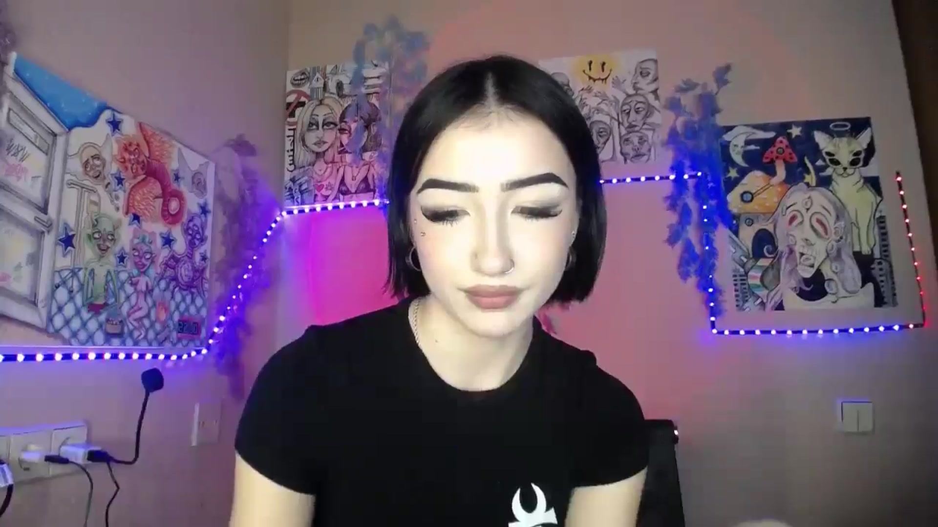 Gallery image thumbnail from Young_Evil's myfreecams stream on, 01/08/2026, 16:03 image 15 of 20