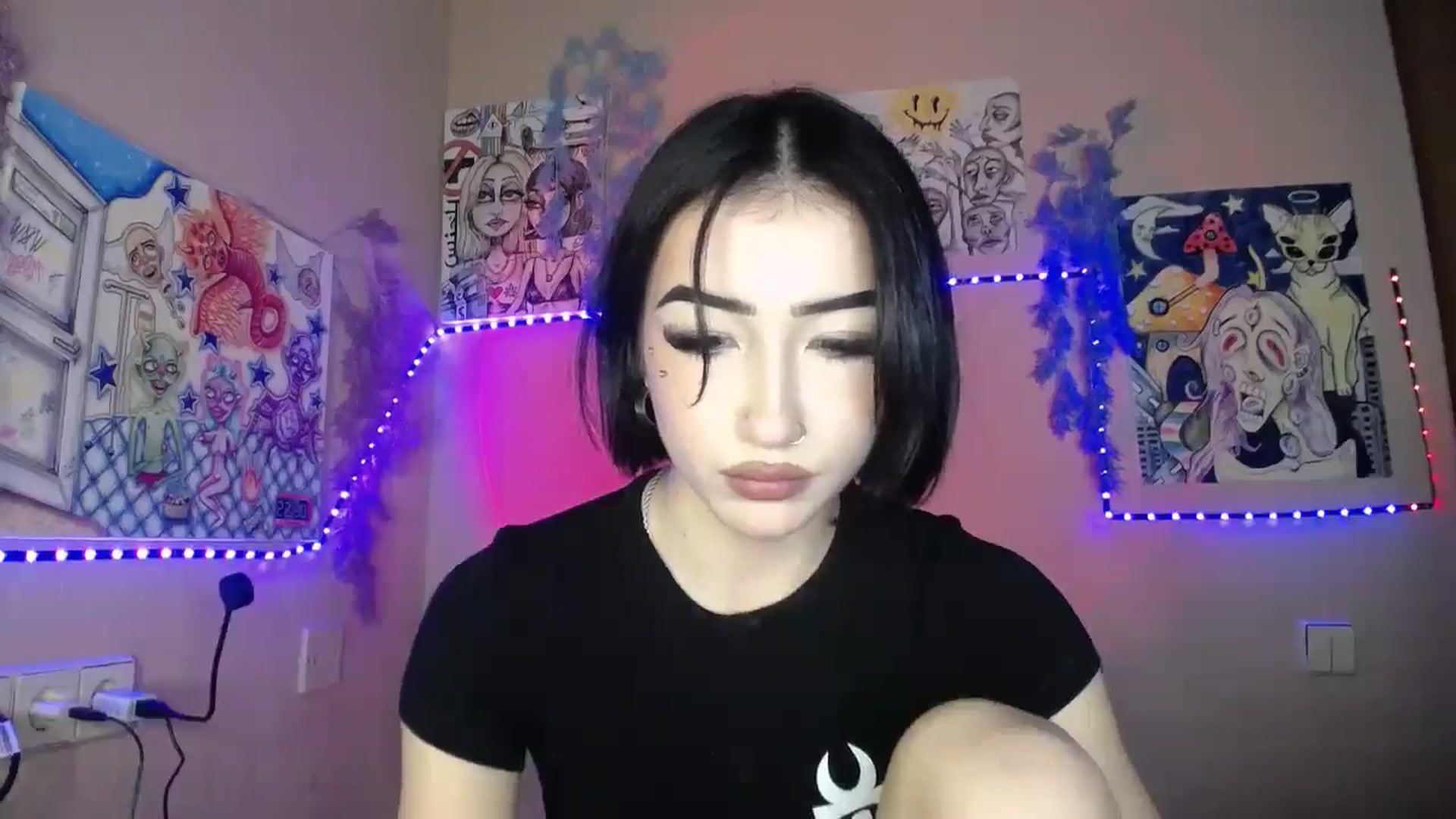 Gallery image thumbnail from Young_Evil's myfreecams stream on, 01/08/2026, 16:03 image 6 of 20