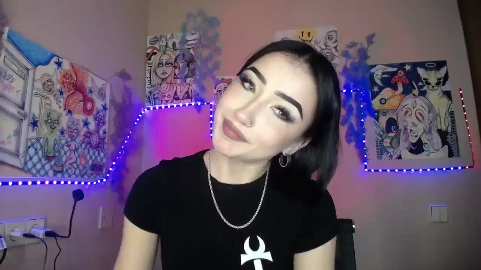 Gallery image thumbnail from Young_Evil's myfreecams stream on, 01/08/2026, 16:38 image 2 of 20