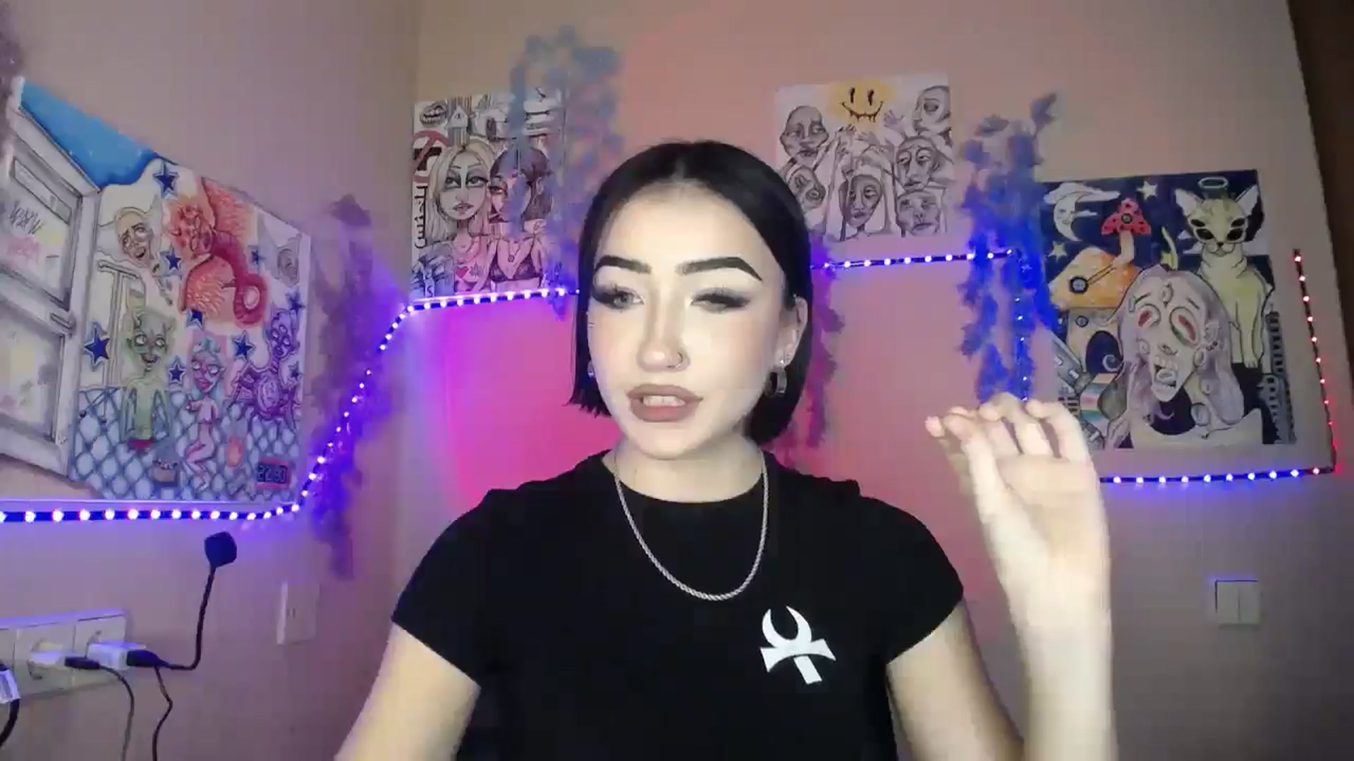 Gallery image thumbnail from Young_Evil's myfreecams stream on, 01/08/2026, 16:38 image 18 of 20
