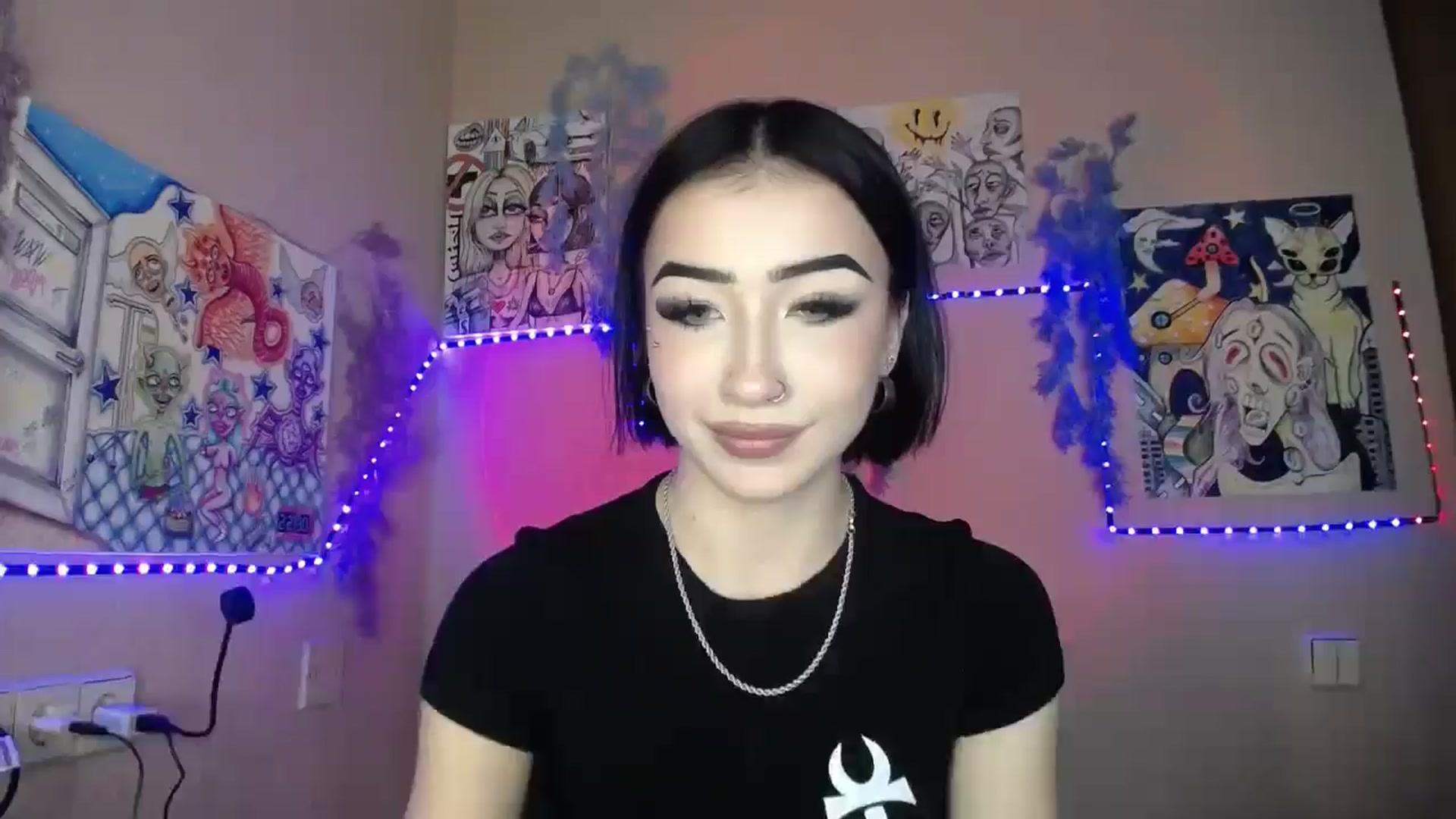 Gallery image thumbnail from Young_Evil's myfreecams stream on, 01/08/2026, 17:10 image 6 of 20
