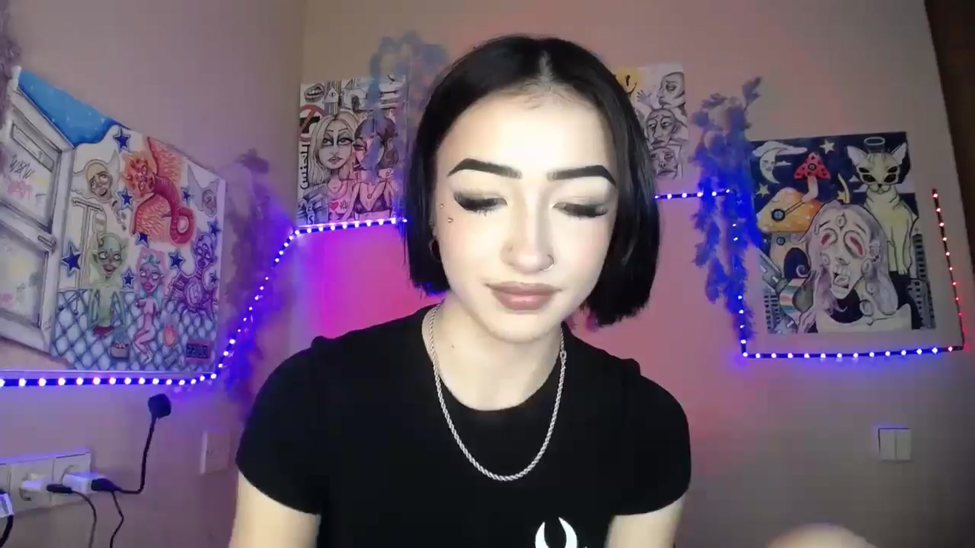 Gallery image thumbnail from Young_Evil's myfreecams stream on, 01/08/2026, 17:10 image 15 of 20