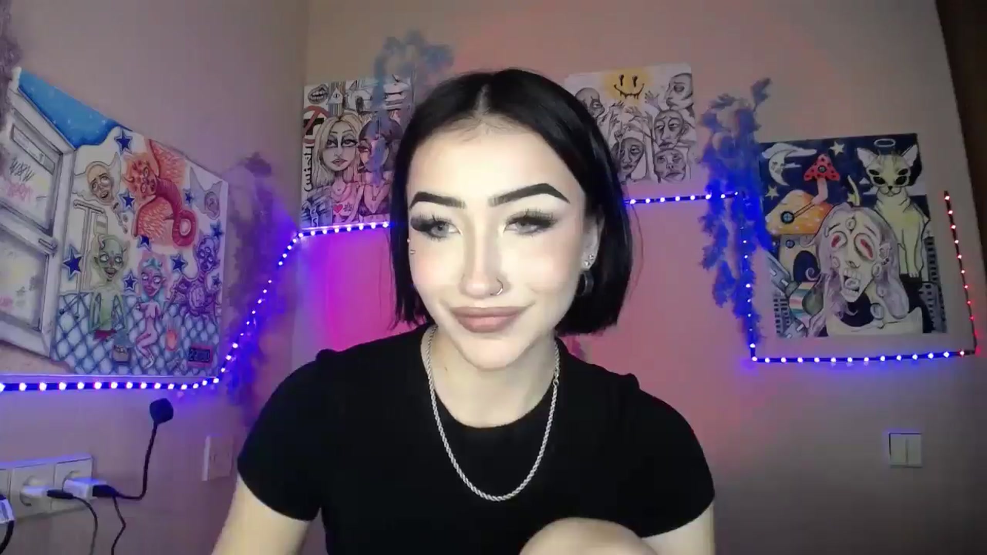 Gallery image thumbnail from Young_Evil's myfreecams stream on, 01/08/2026, 17:10 image 12 of 20