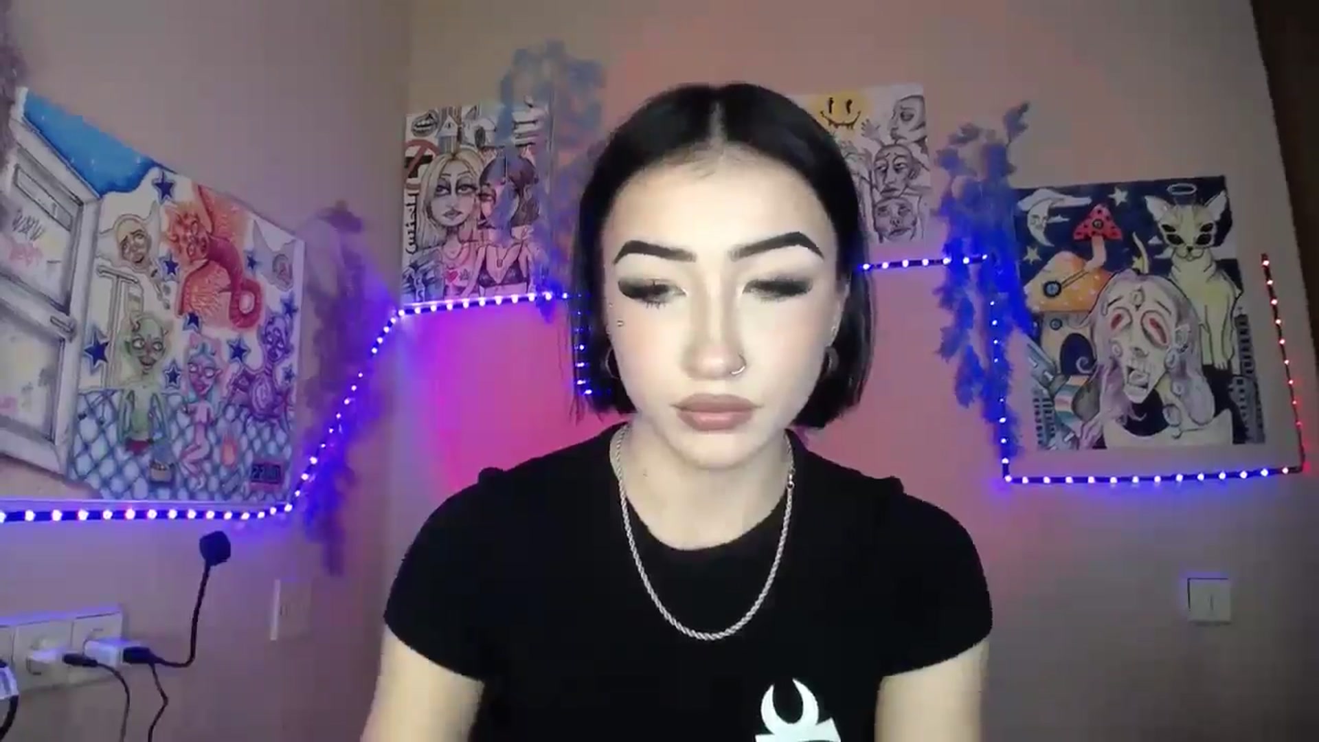 Gallery image thumbnail from Young_Evil's myfreecams stream on, 01/08/2026, 17:10 image 5 of 20