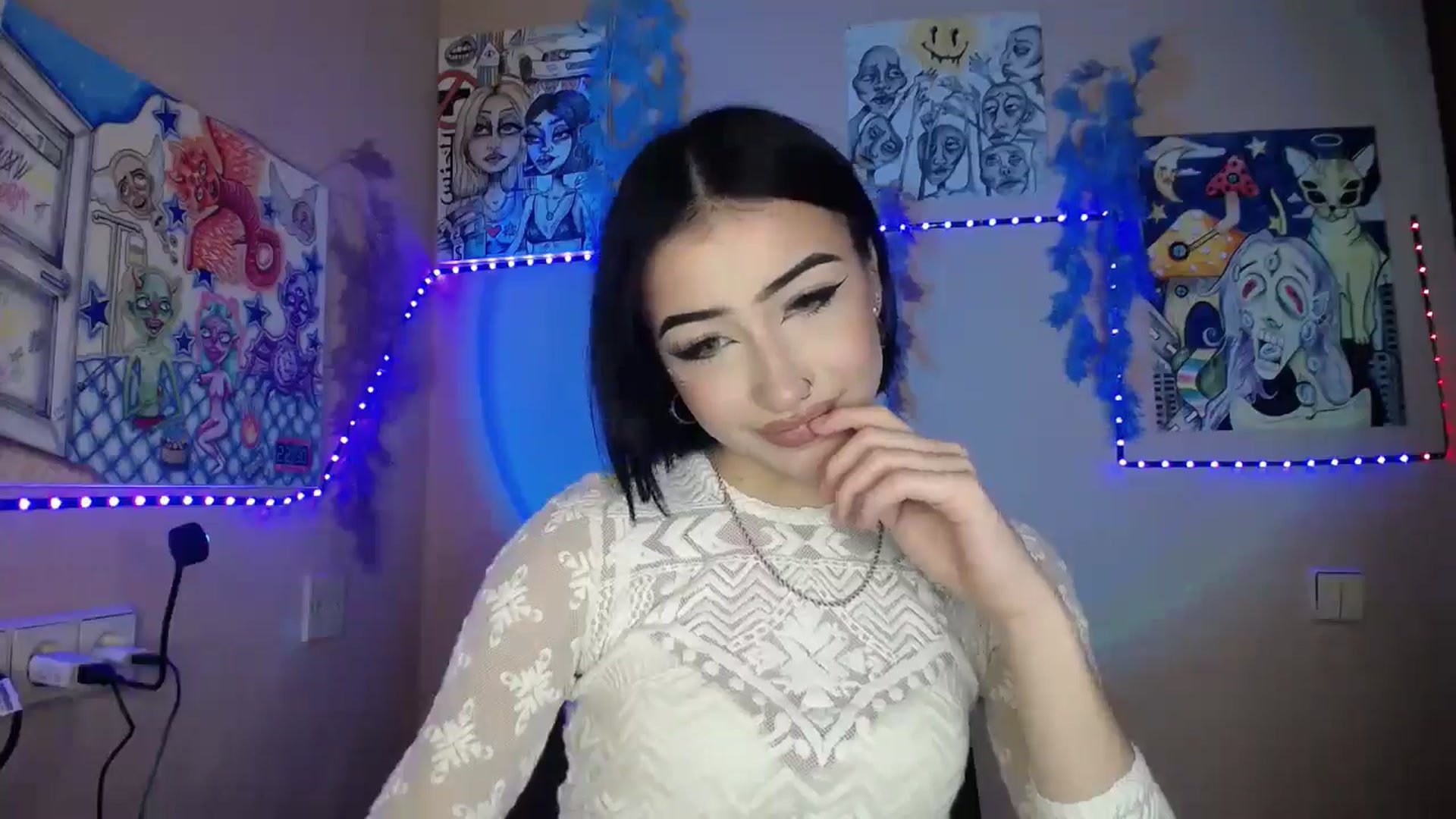 Gallery image thumbnail from Young_Evil's myfreecams stream on, 01/09/2026, 14:32 image 7 of 20